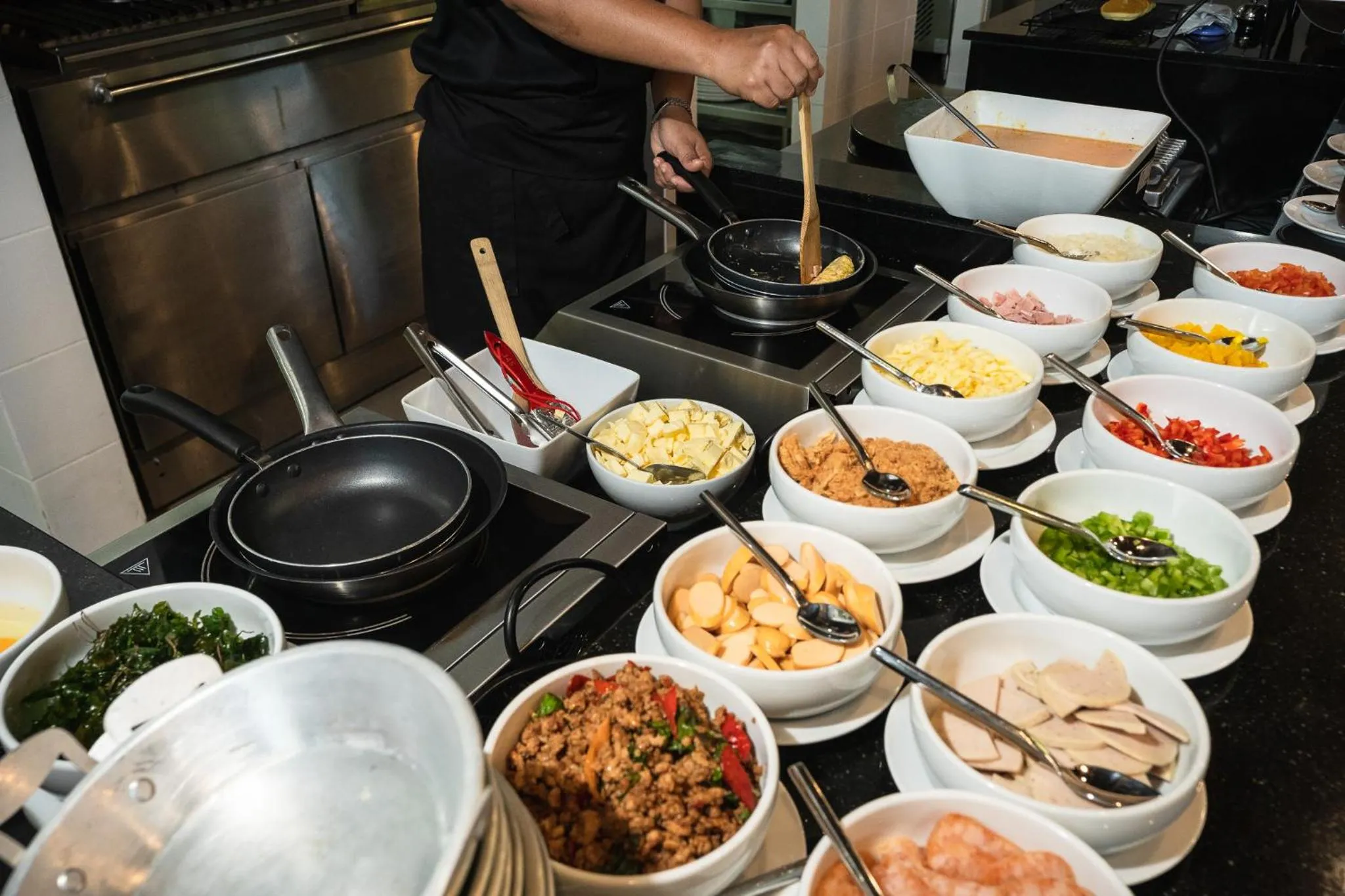 Restaurant/places to eat in Hotel Labaris Khao Yai