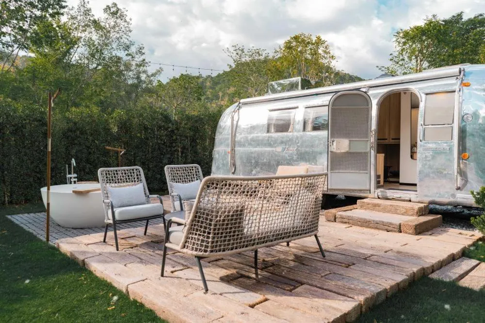 Seating area in Hotel Labaris Khao Yai