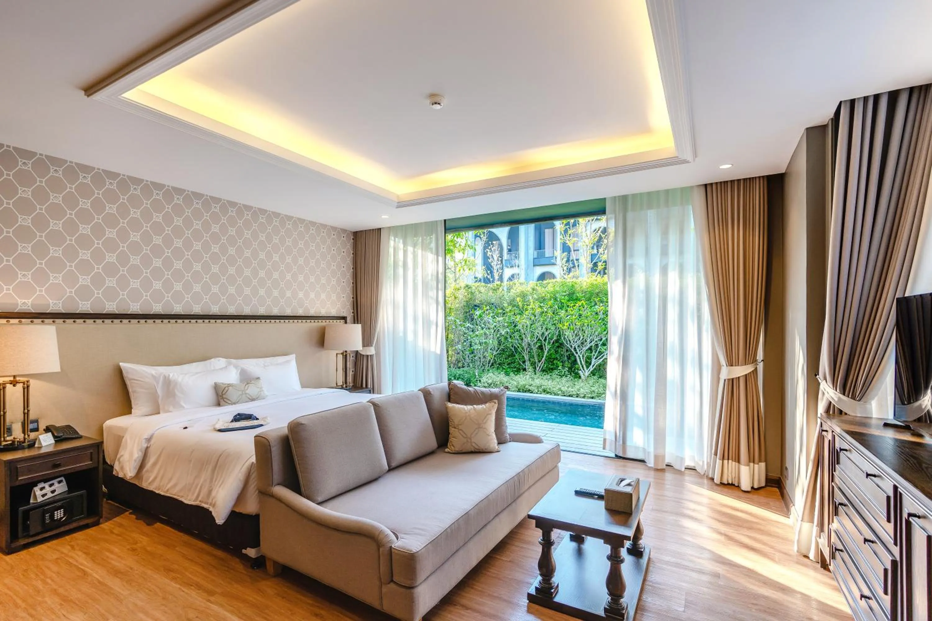 Decorative detail, Bed in Hotel Labaris Khao Yai