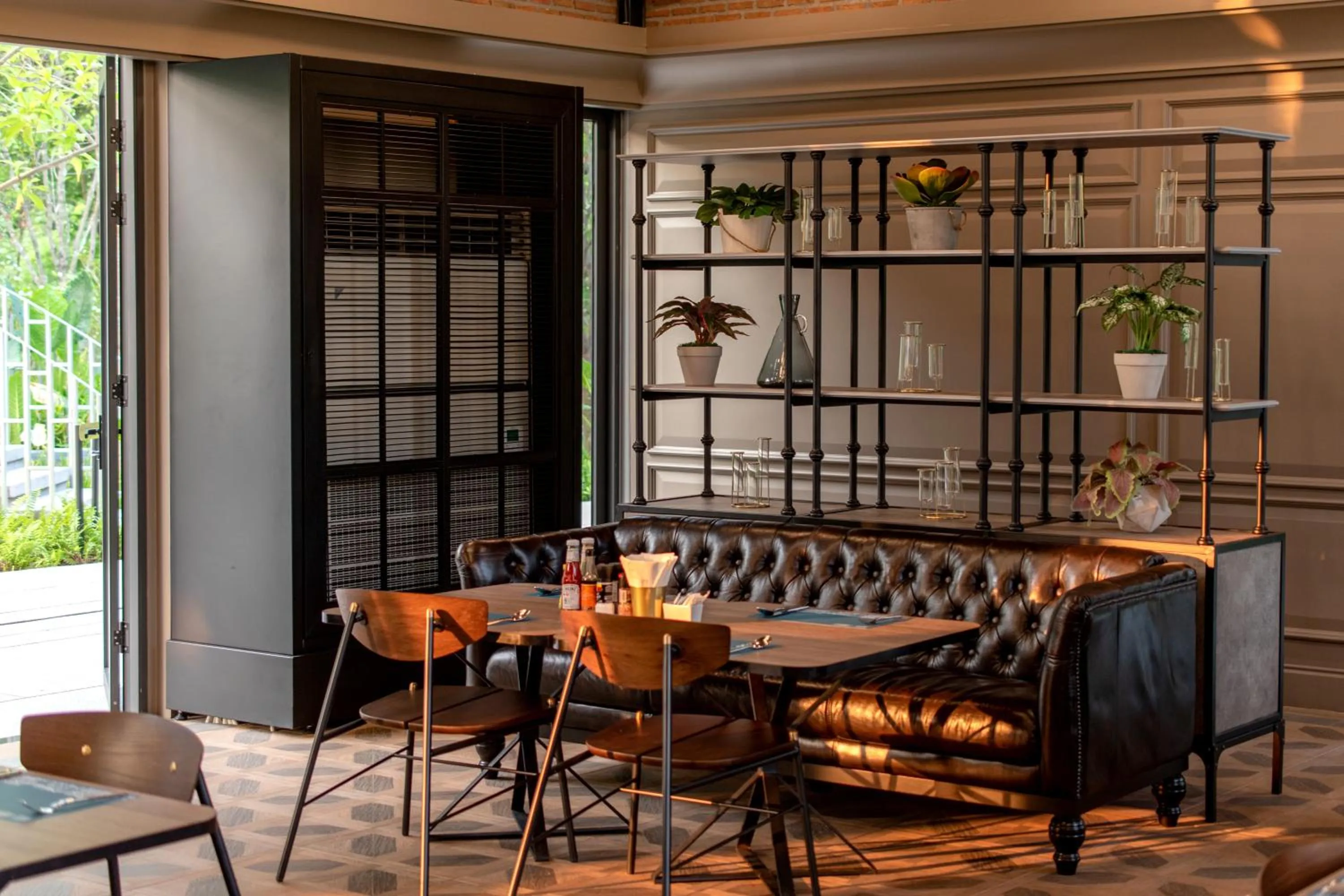 Restaurant/places to eat in Hotel Labaris Khao Yai