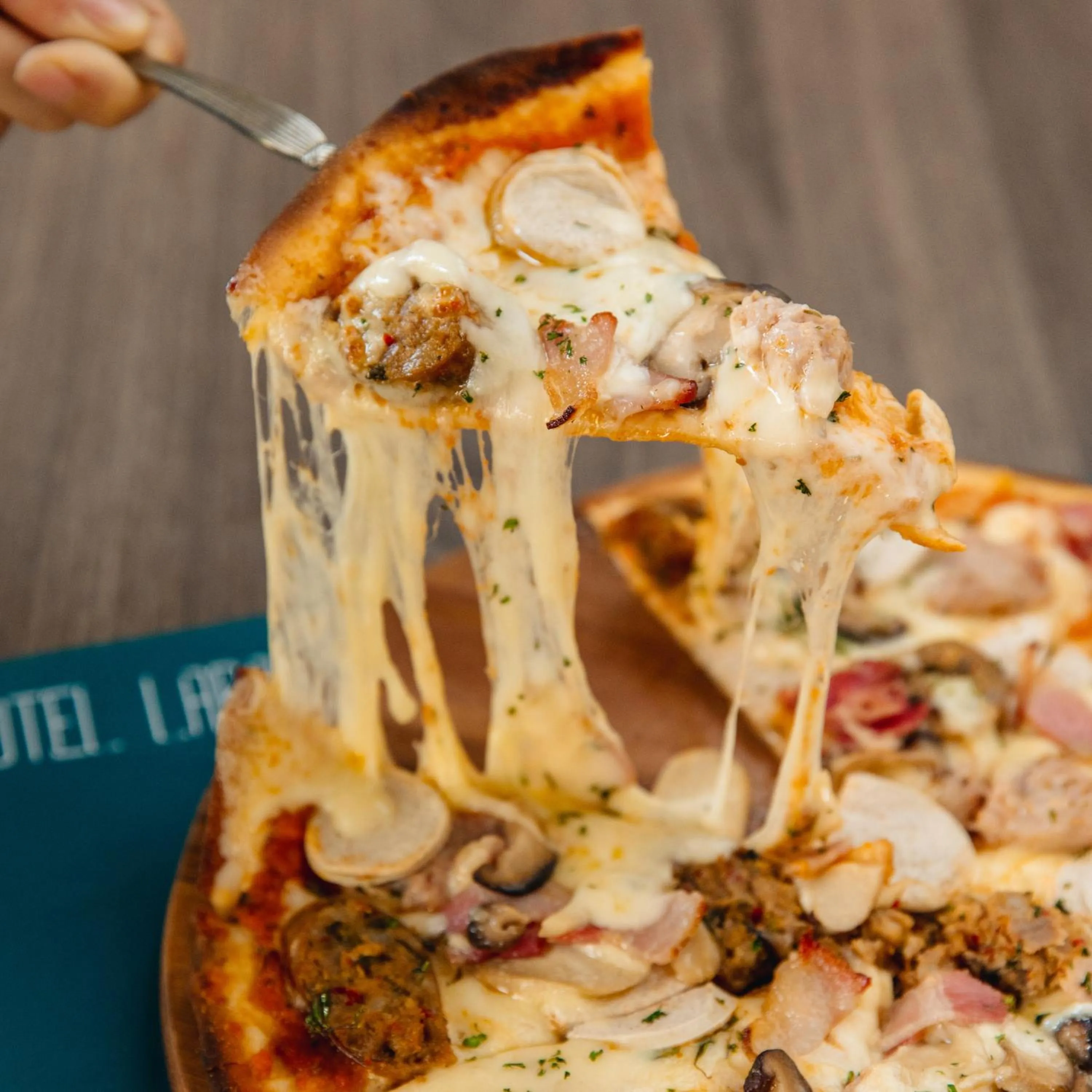 Restaurant/places to eat in Hotel Labaris Khao Yai