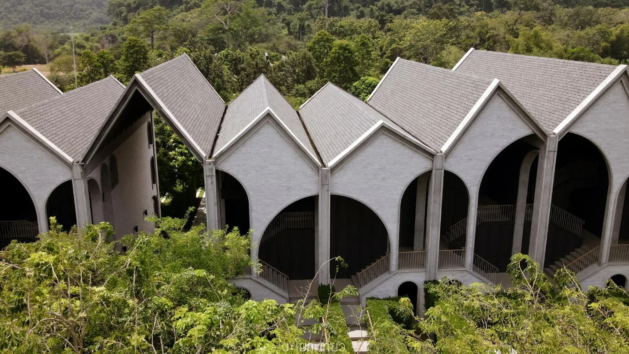 Property building in Hotel Labaris Khao Yai