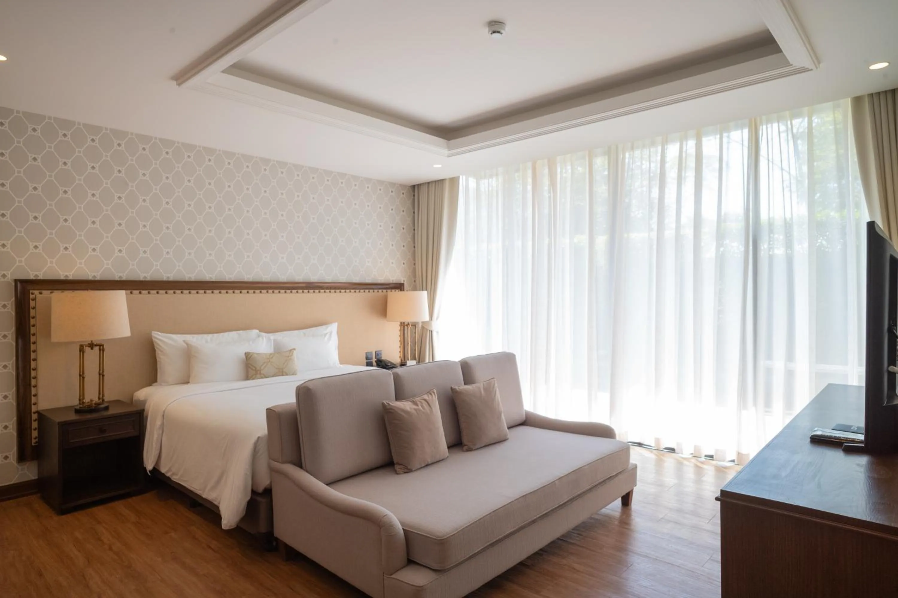 Photo of the whole room, Bed in Hotel Labaris Khao Yai