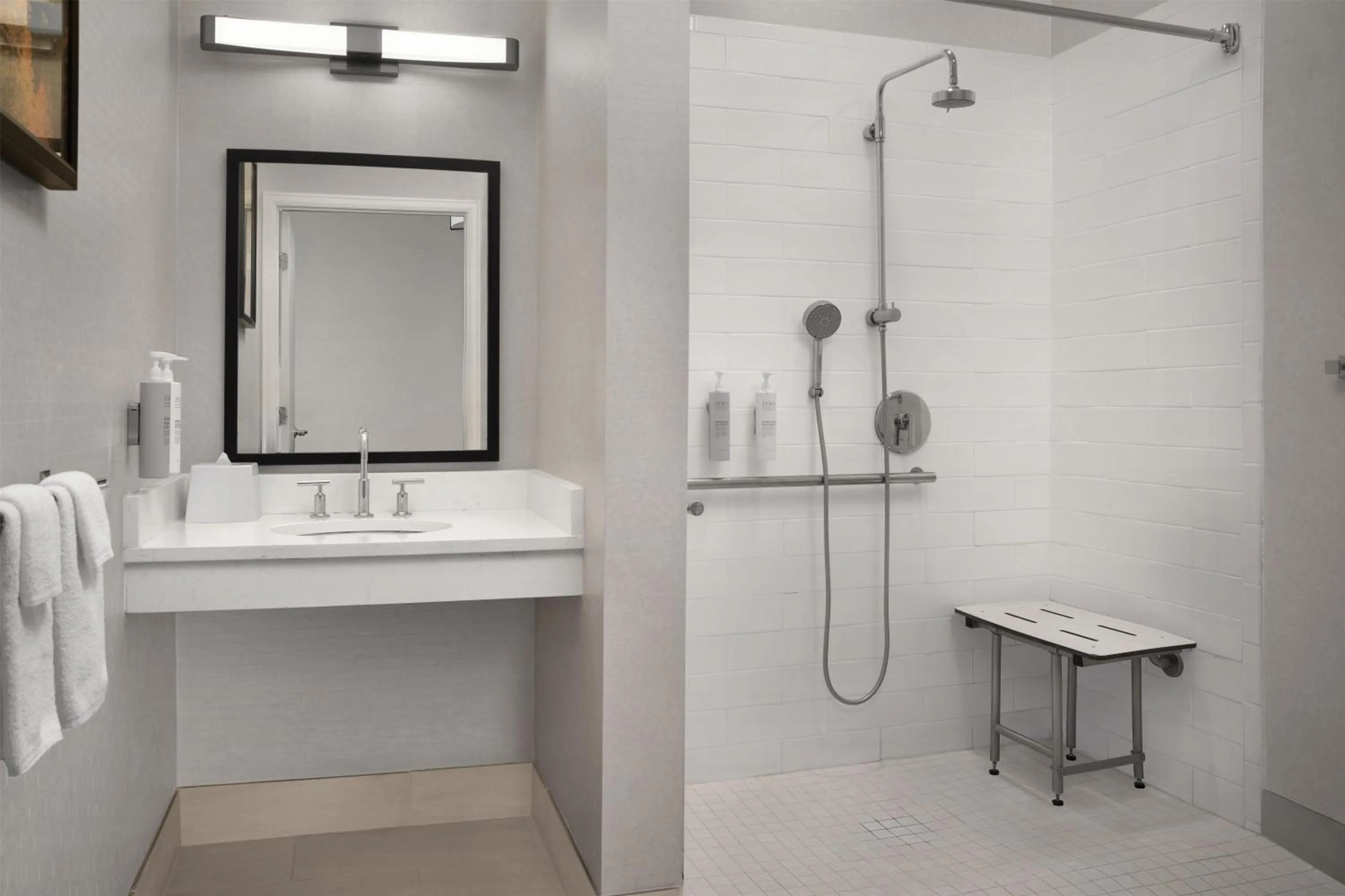 Bathroom in Hampton Inn & Suites Denver Tech Center