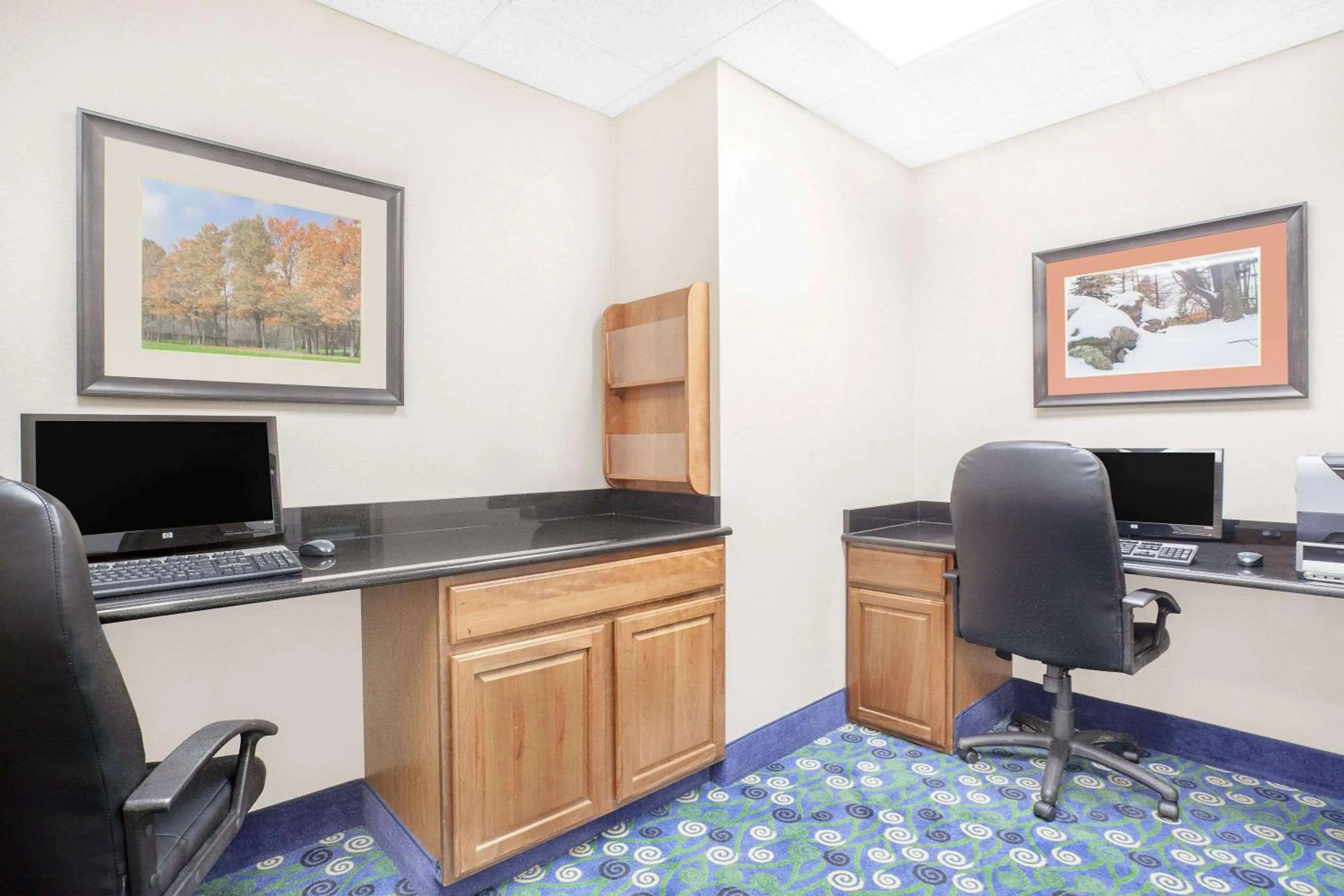 Business facilities in Wingate by Wyndham Ellicottville