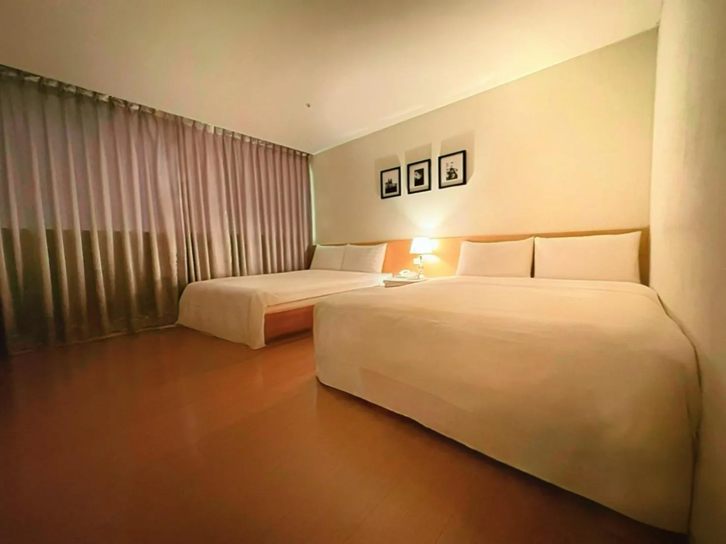 Bedroom, Bed in Wemeet Hotel Taipei