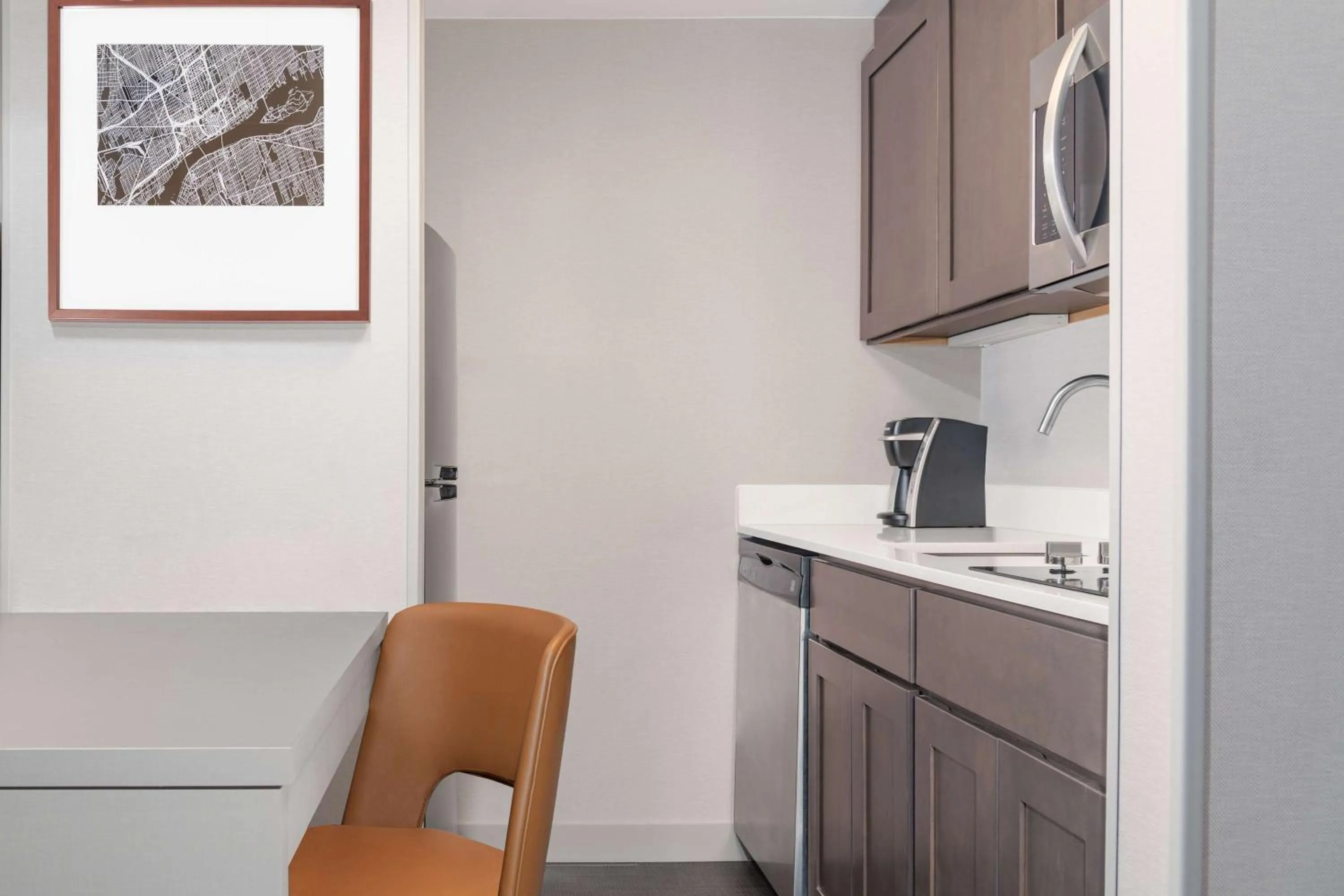 Kitchen or kitchenette in Homewood Suites by Hilton Detroit-Troy