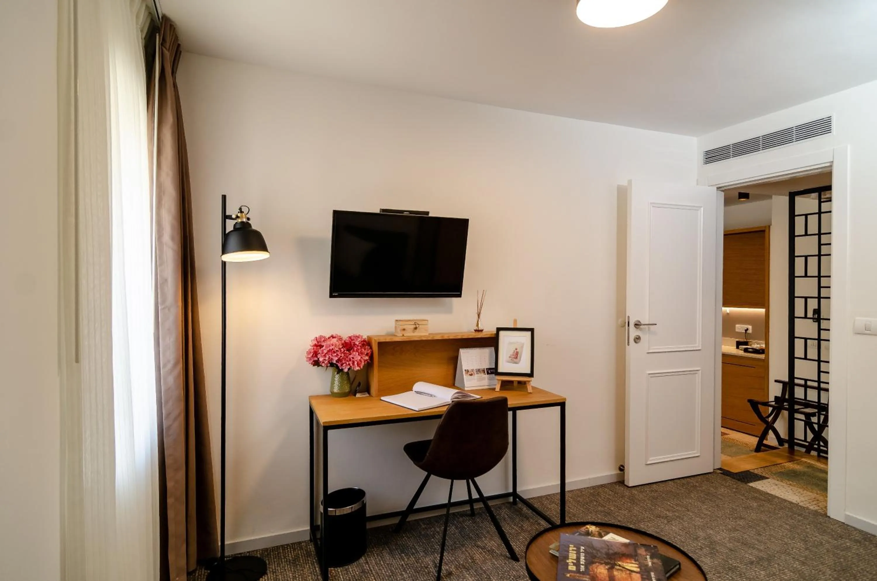 Seating area in Biazi Hotel