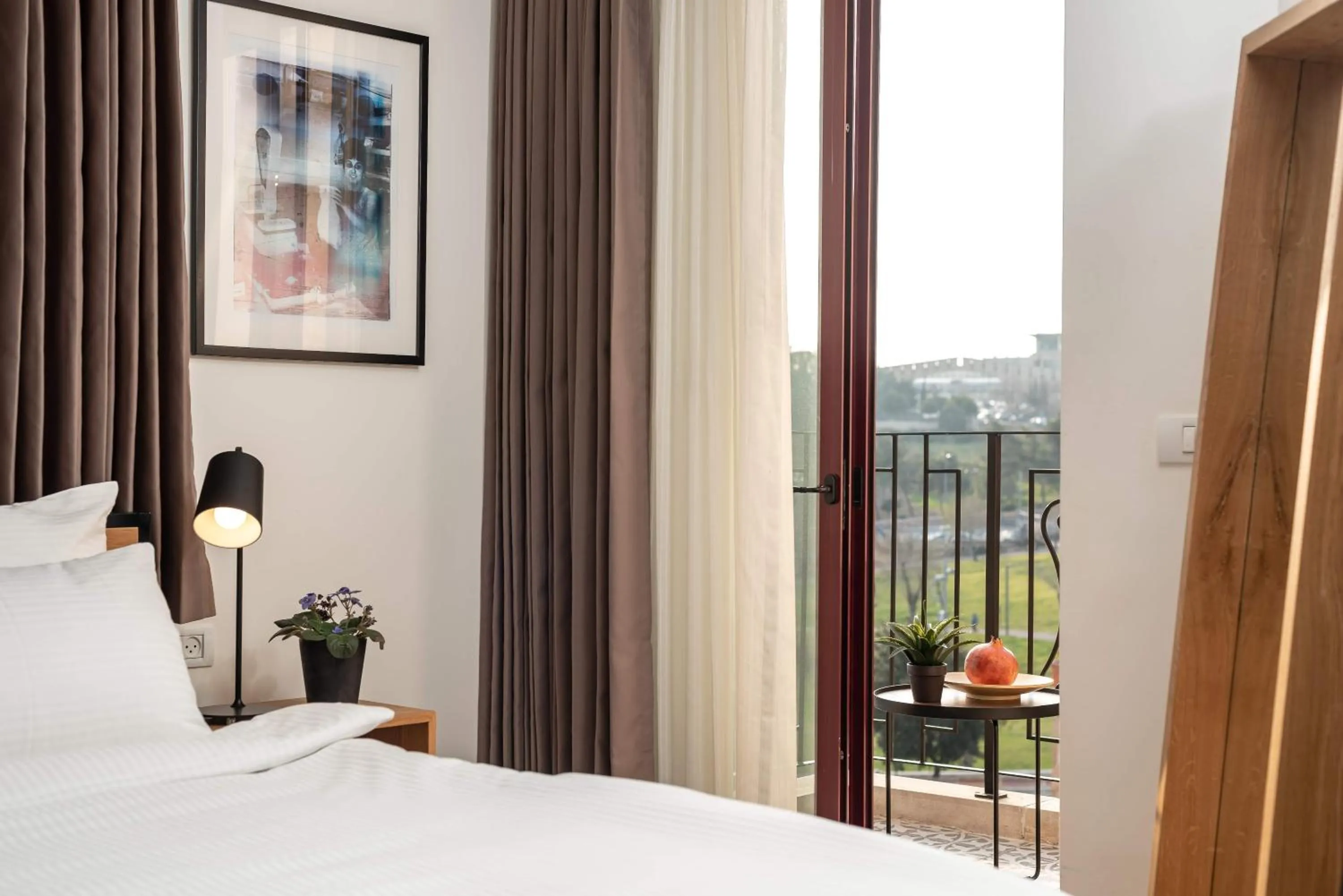 City view, Bed in Biazi Hotel