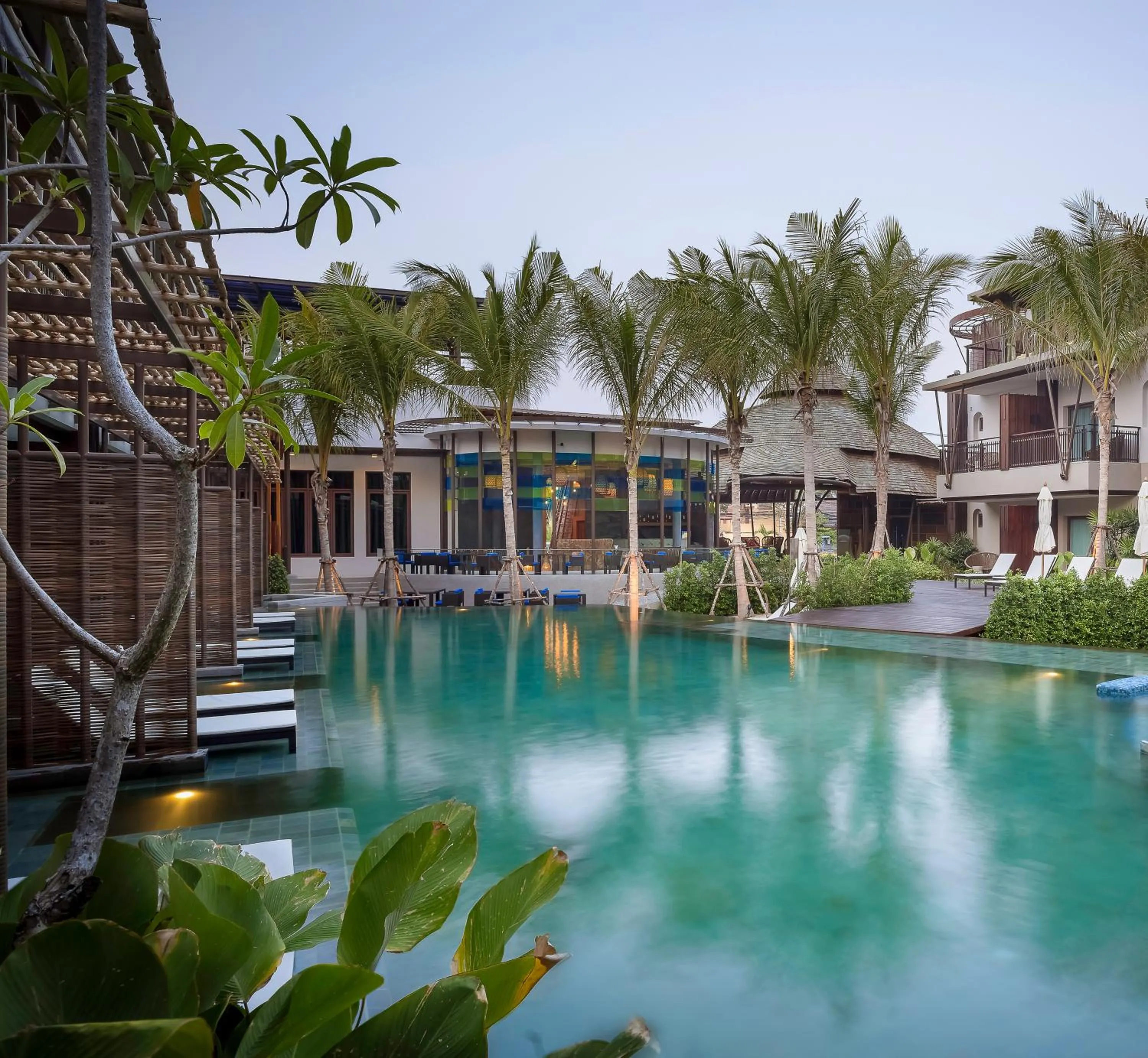 Swimming pool in Prana Resort Nandana