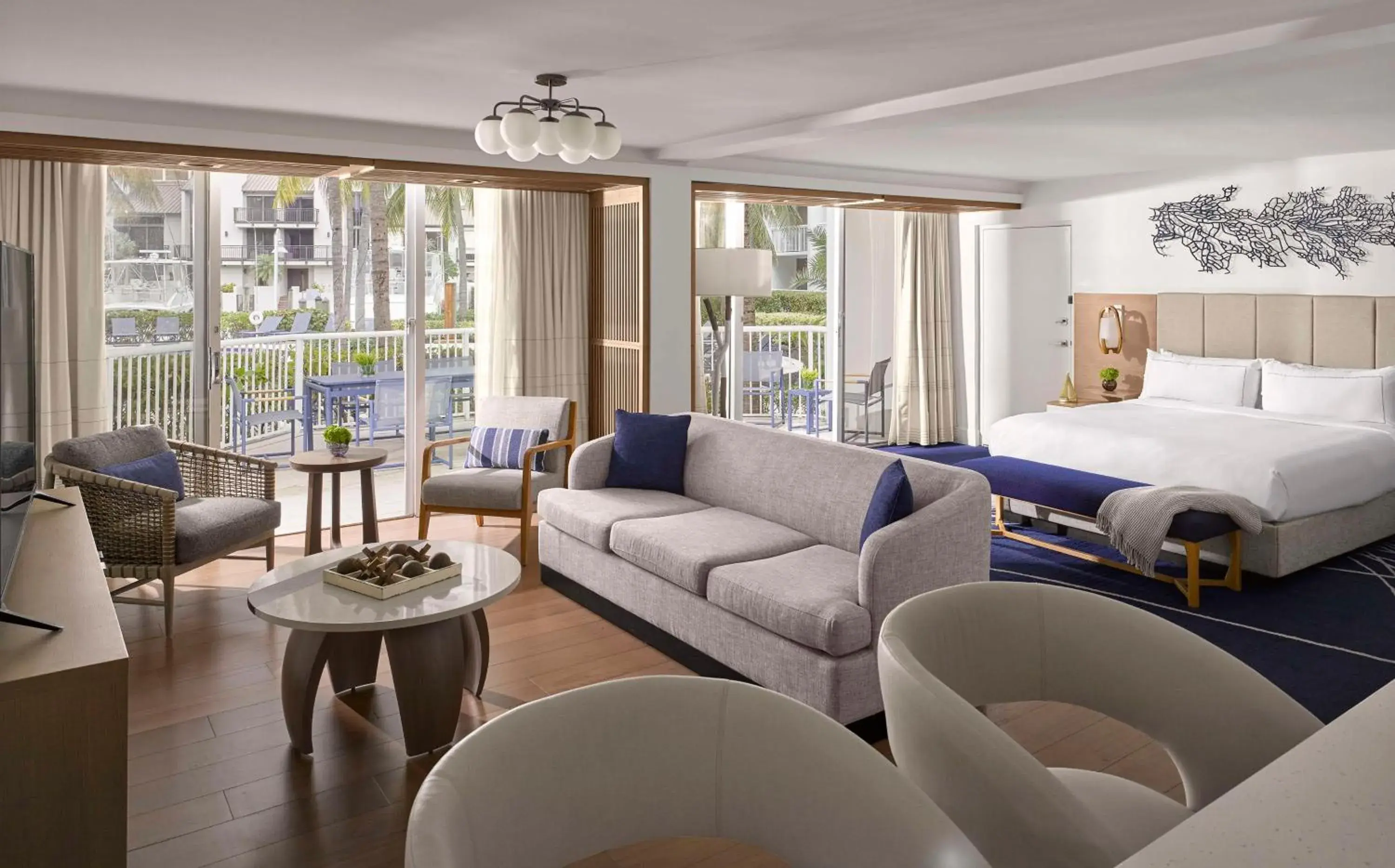 One-Bedroom King Suite with Marina View and Balcony in Hilton Fort Lauderdale Marina One-Bedroom King Suite with Marina View and Balcony in Hilton Fort Lauderdale Marina