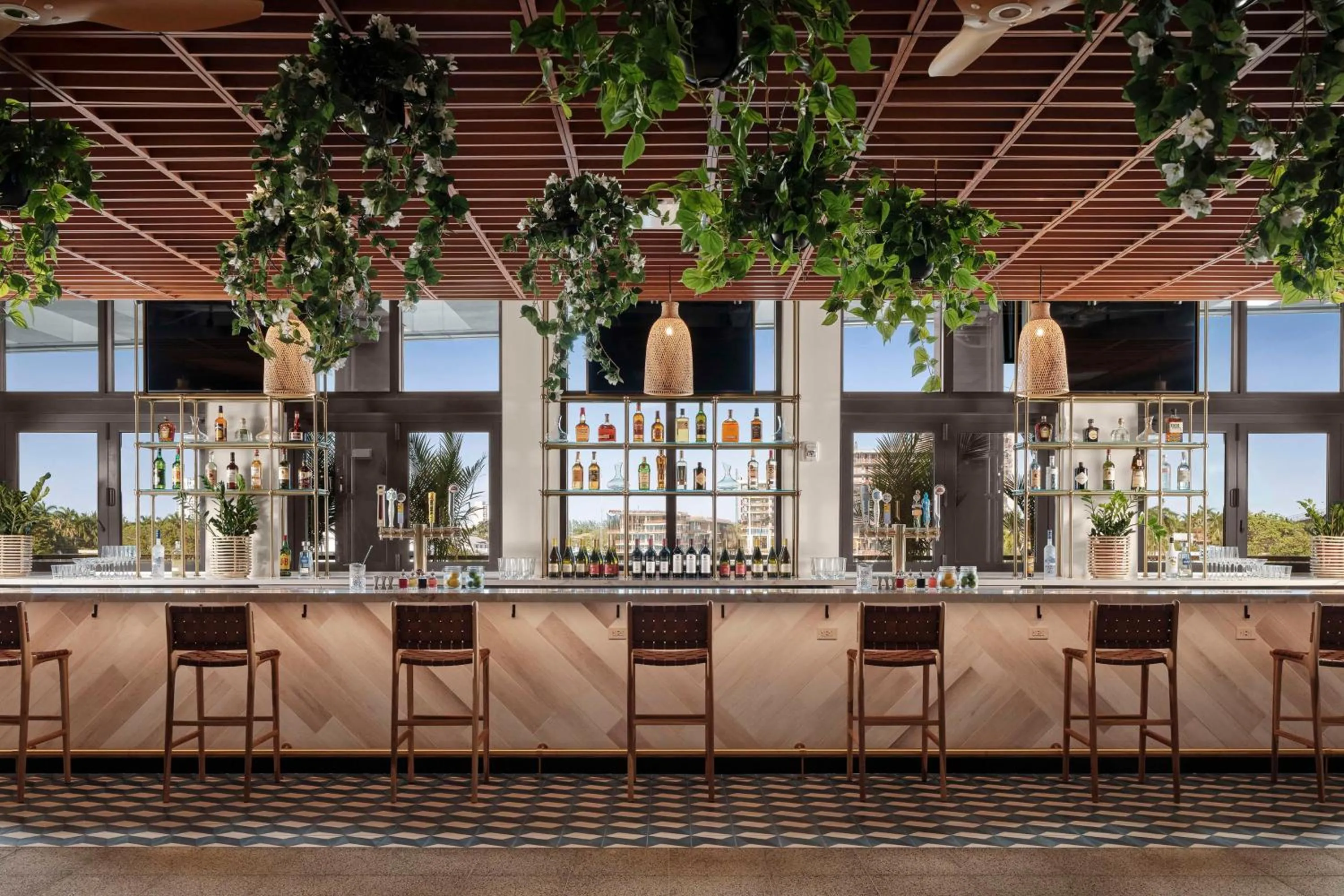 Lounge or bar in Hilton Fort Lauderdale Marina