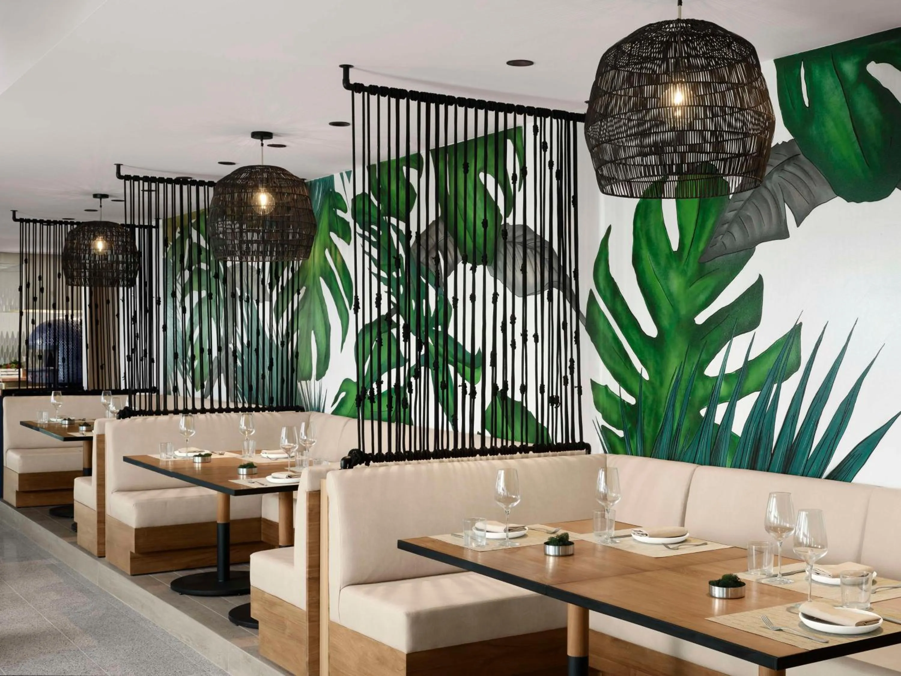 Restaurant/places to eat in Hilton Fort Lauderdale Marina