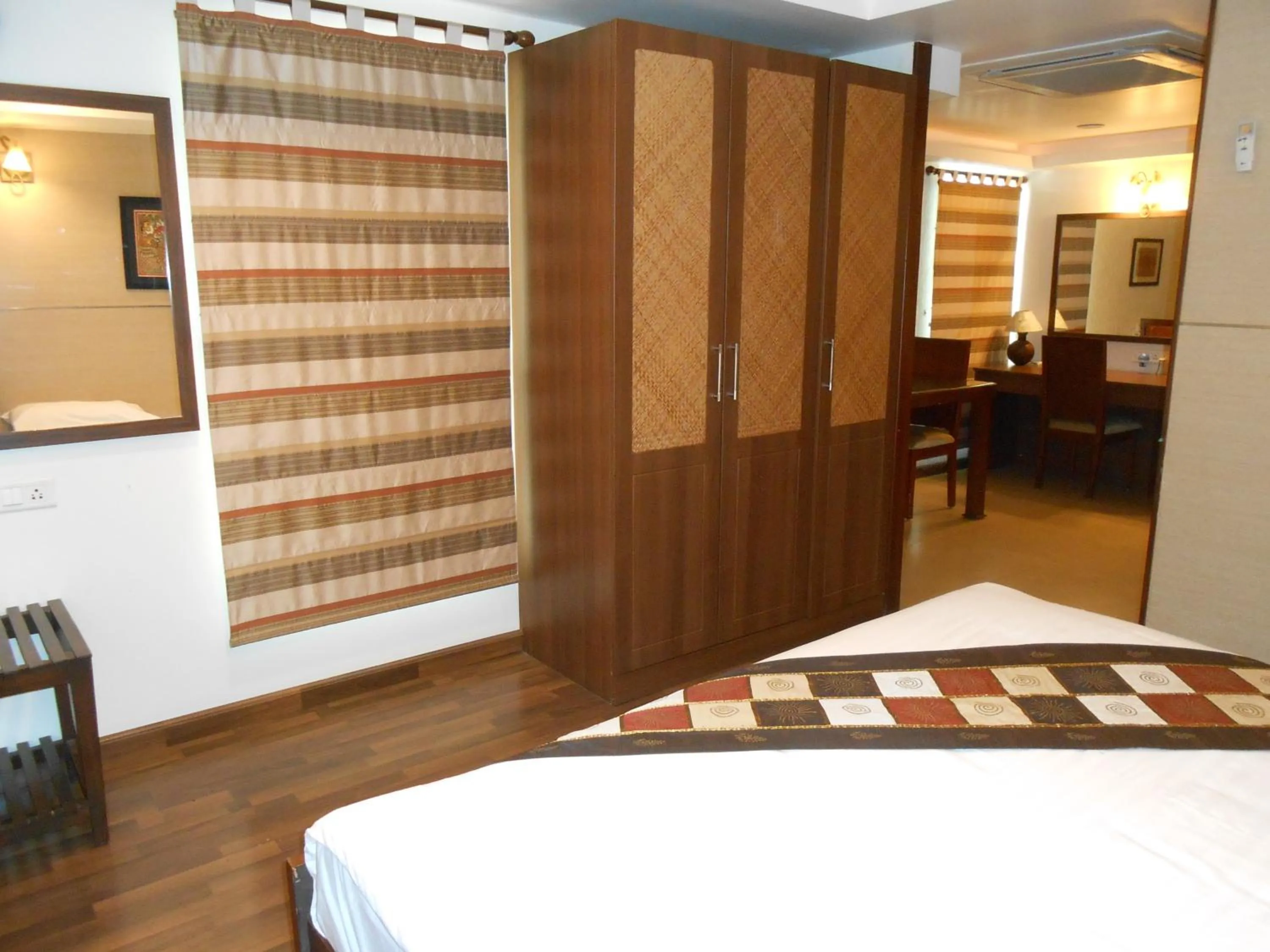 Bed in Brunton Heights Executive Suites