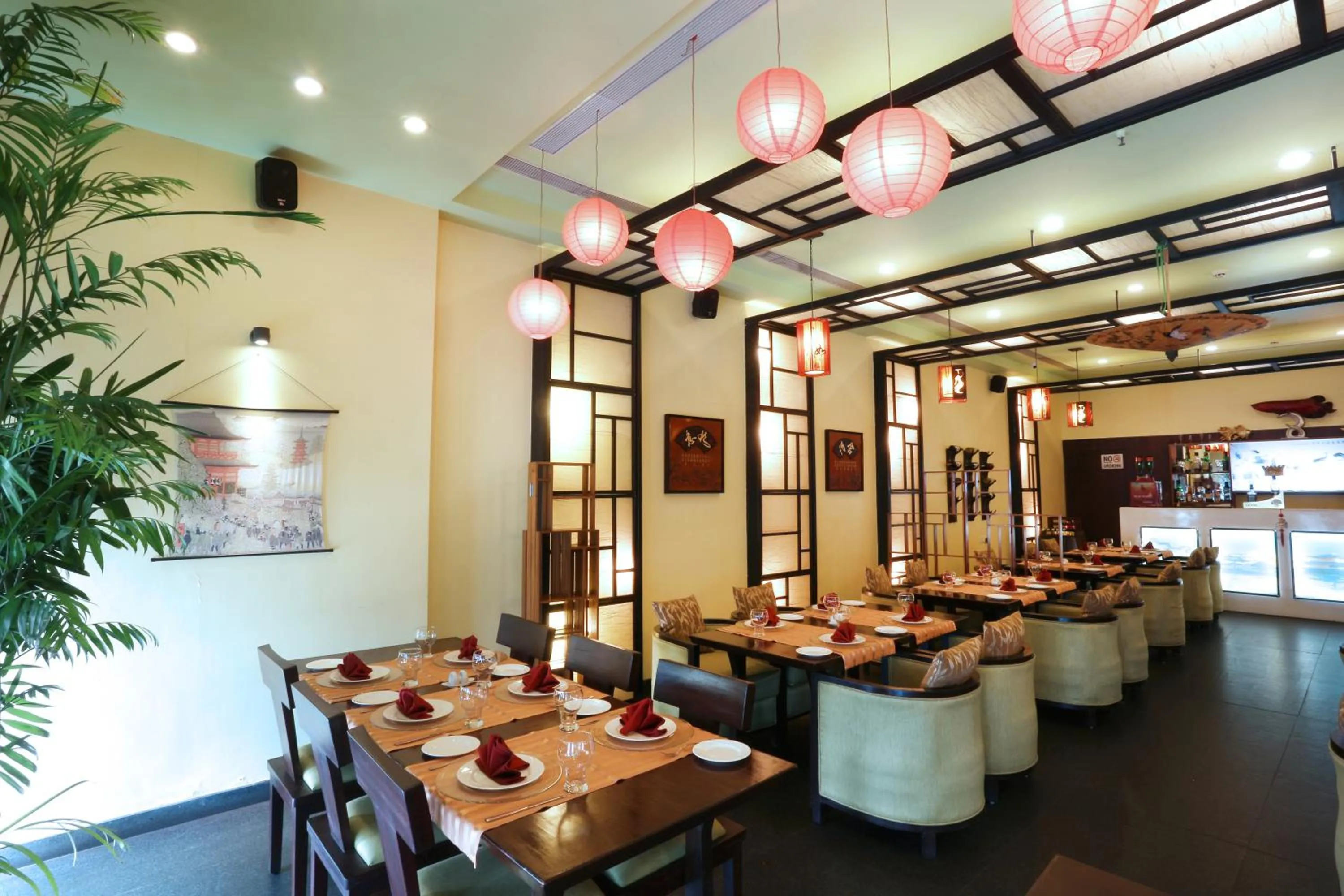 Restaurant/places to eat in The HQ