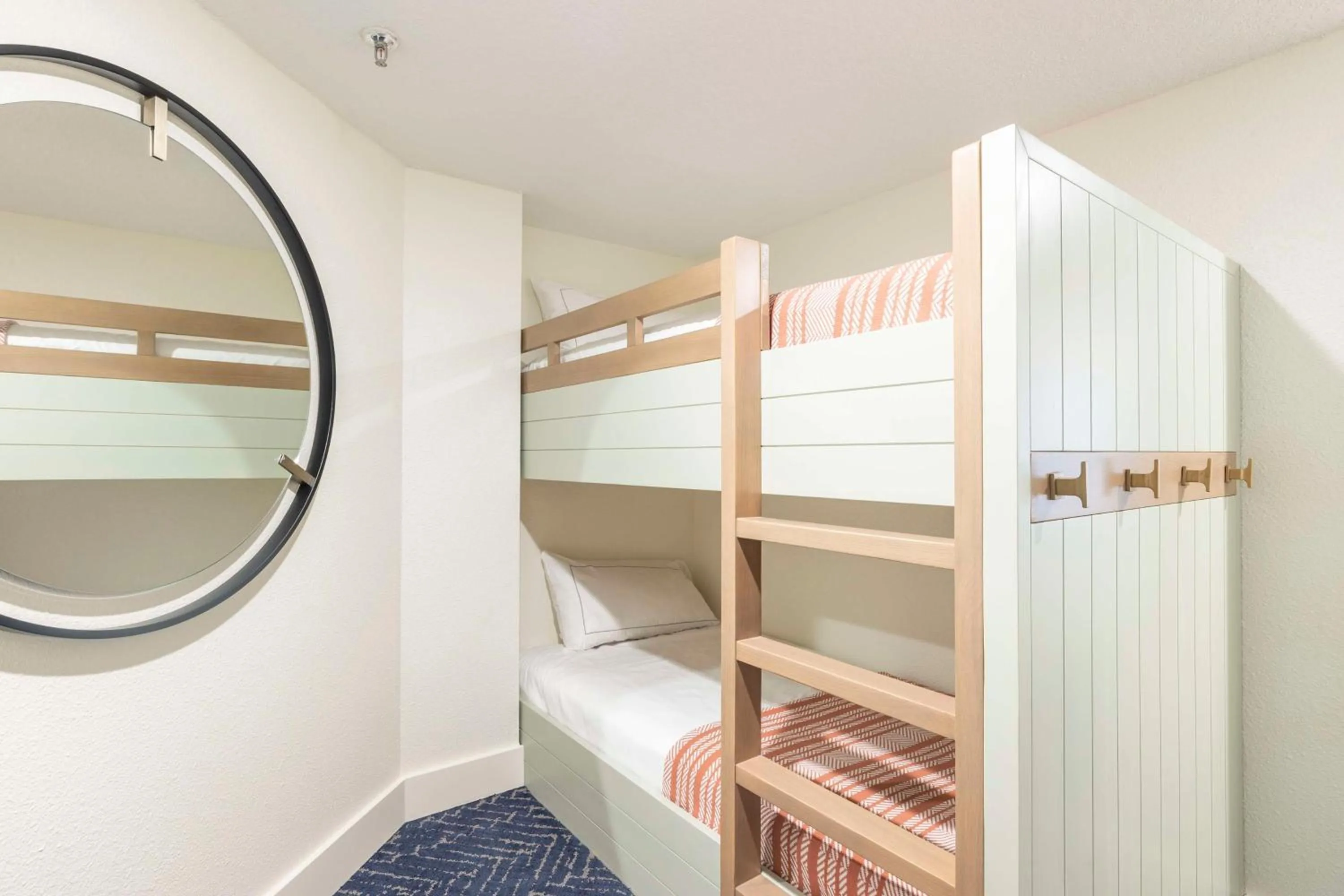 Bed in Hilton Sandestin Beach Golf Resort & Spa