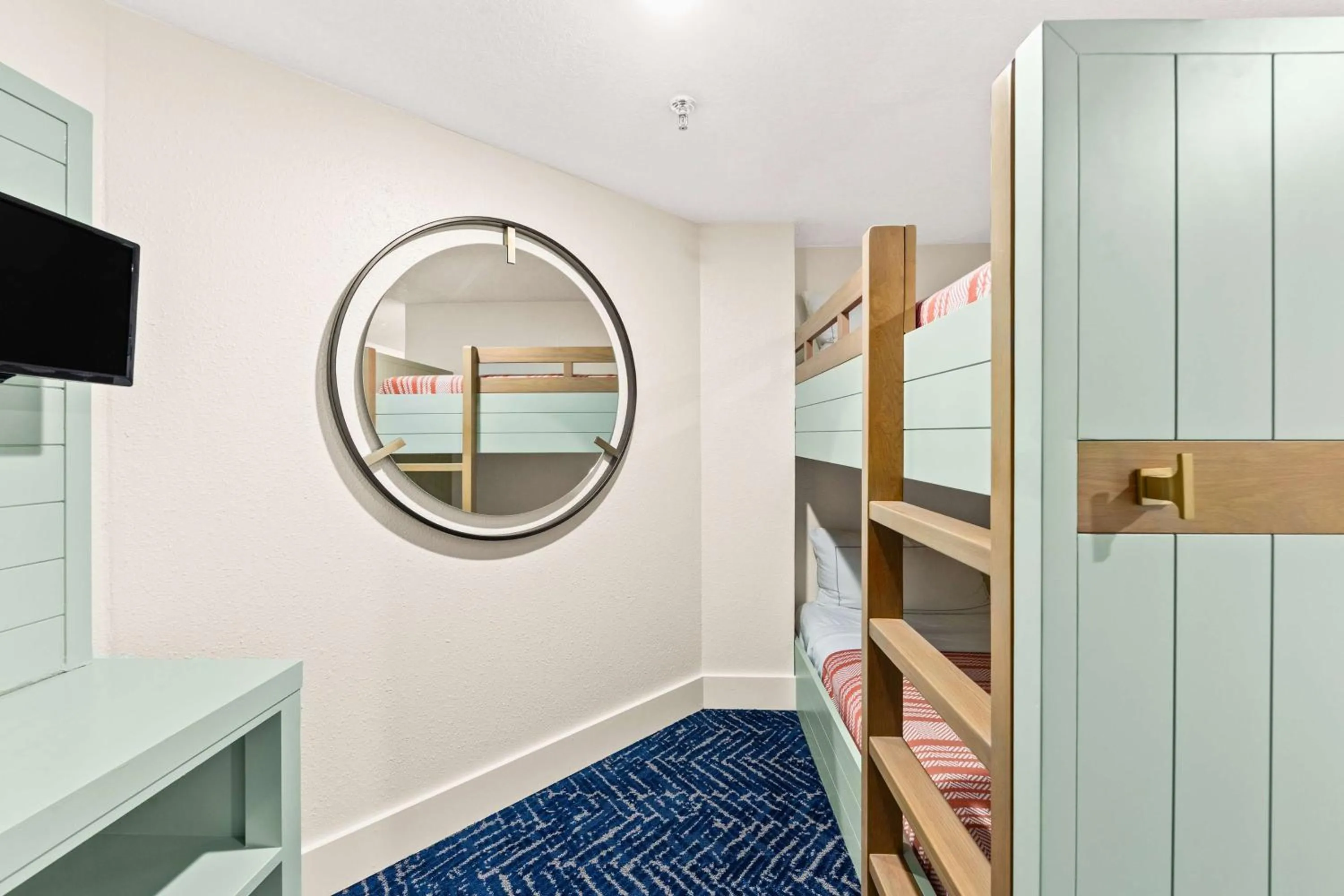 Bed in Hilton Sandestin Beach Golf Resort & Spa