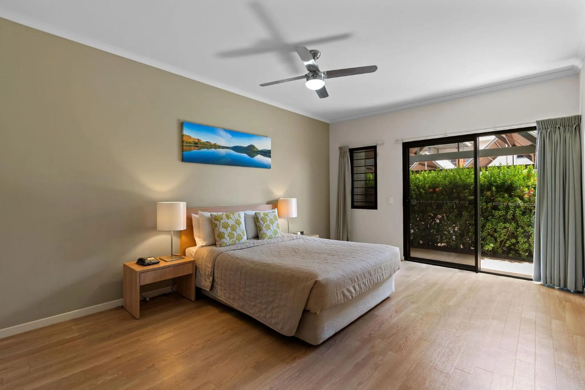 Bed in Freshwater East Kimberley Apartments