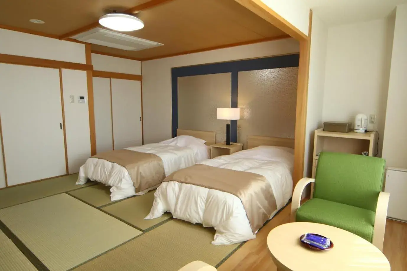 Japanese Twin Room - single occupancy - Non-Smoking in Hotel Shiretoko Japanese Twin Room - single occupancy - Non-Smoking in Hotel Shiretoko