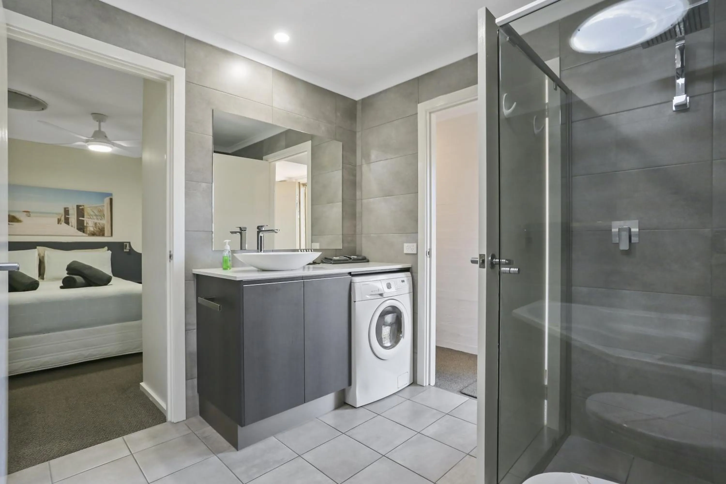 Bathroom in Crown Apartments