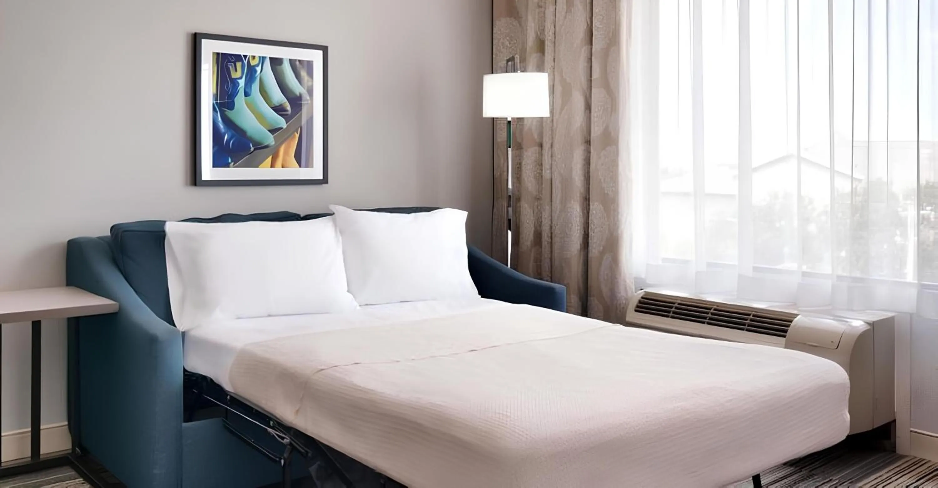 Bedroom, Bed in Hampton Inn & Suites Ft Worth-Burleson