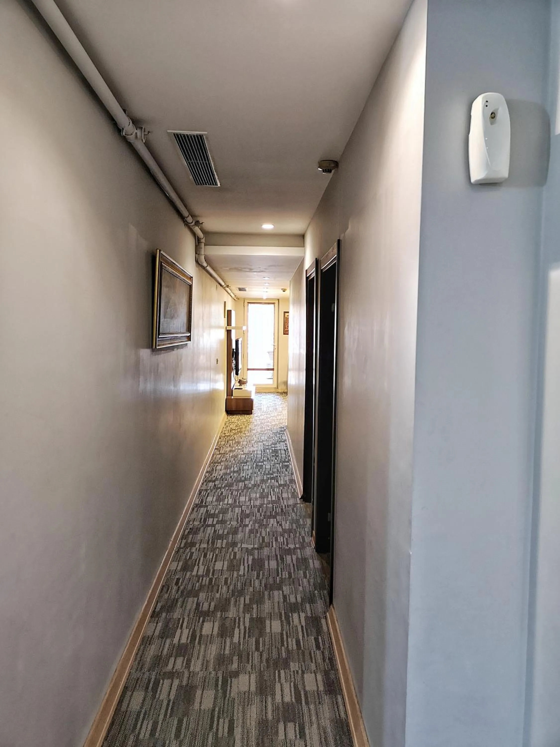 Decorative detail in Golf Royal Residence