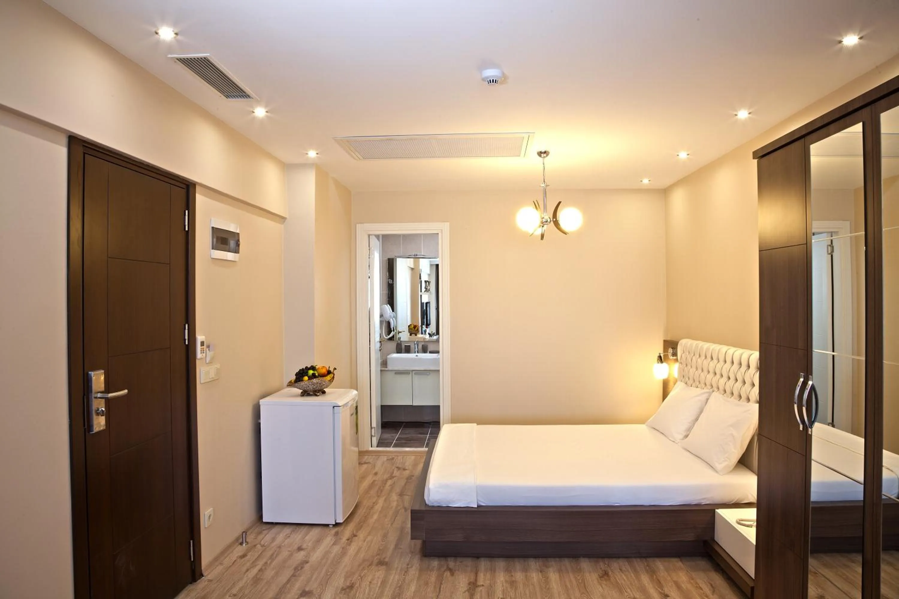 Bedroom, Bed in Golf Royal Residence