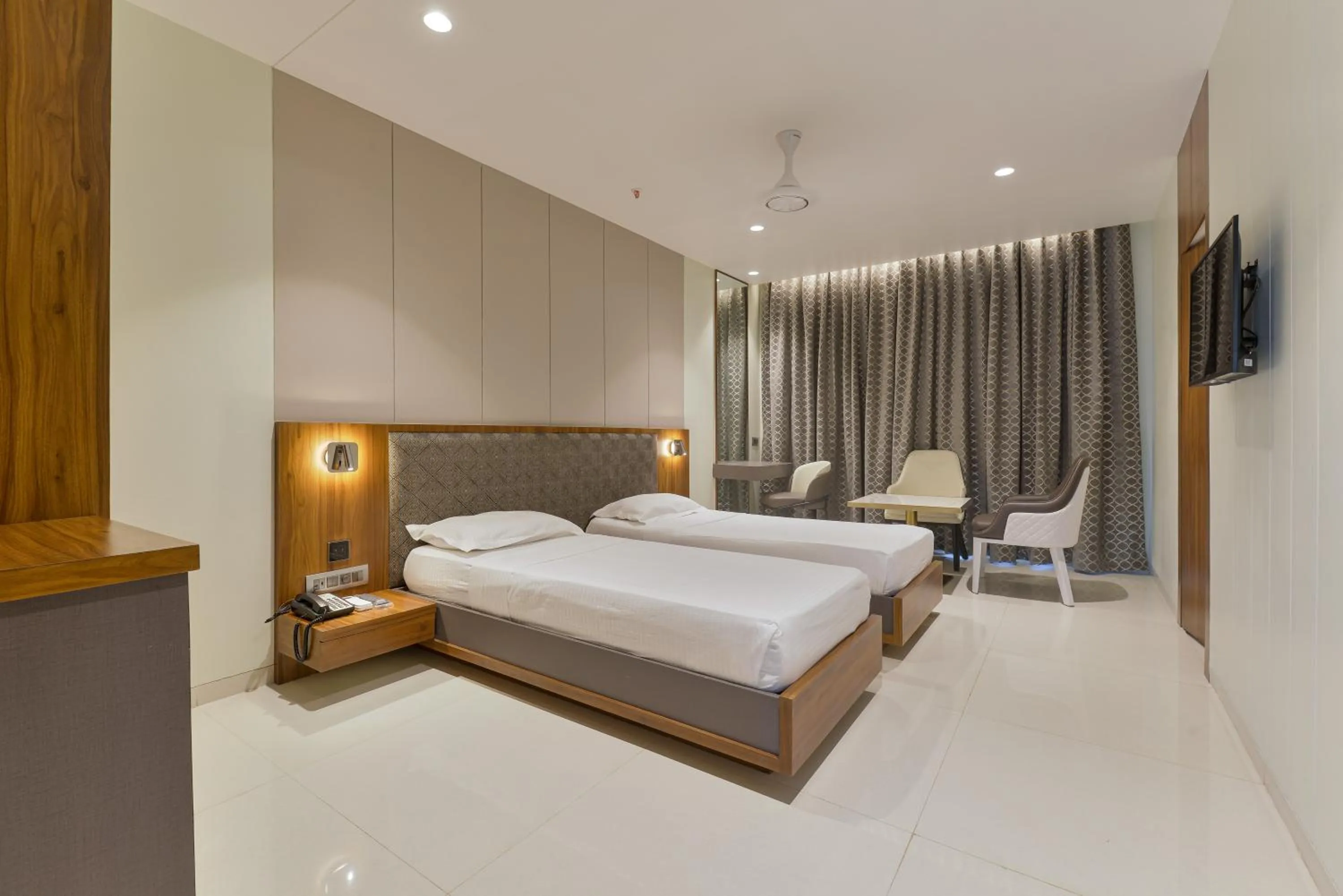 Bed in Hotel Airlink