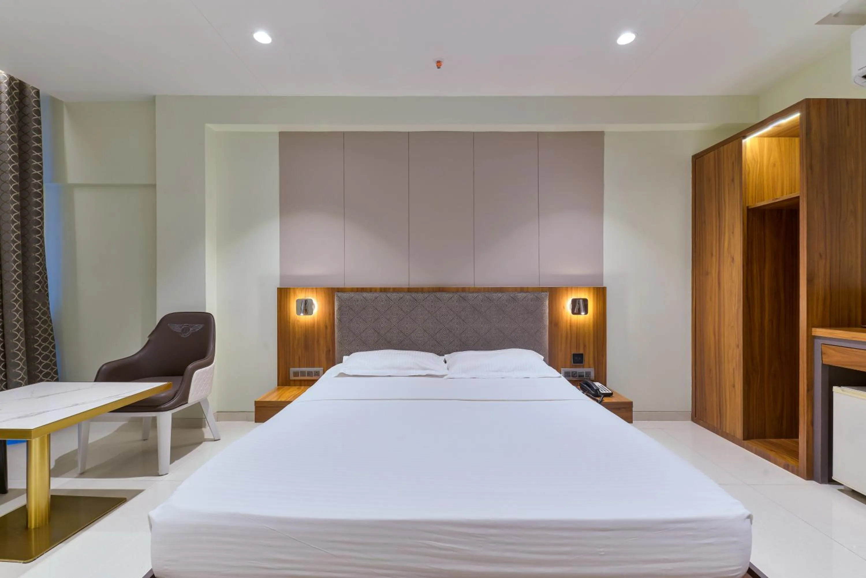 Bed in Hotel Airlink