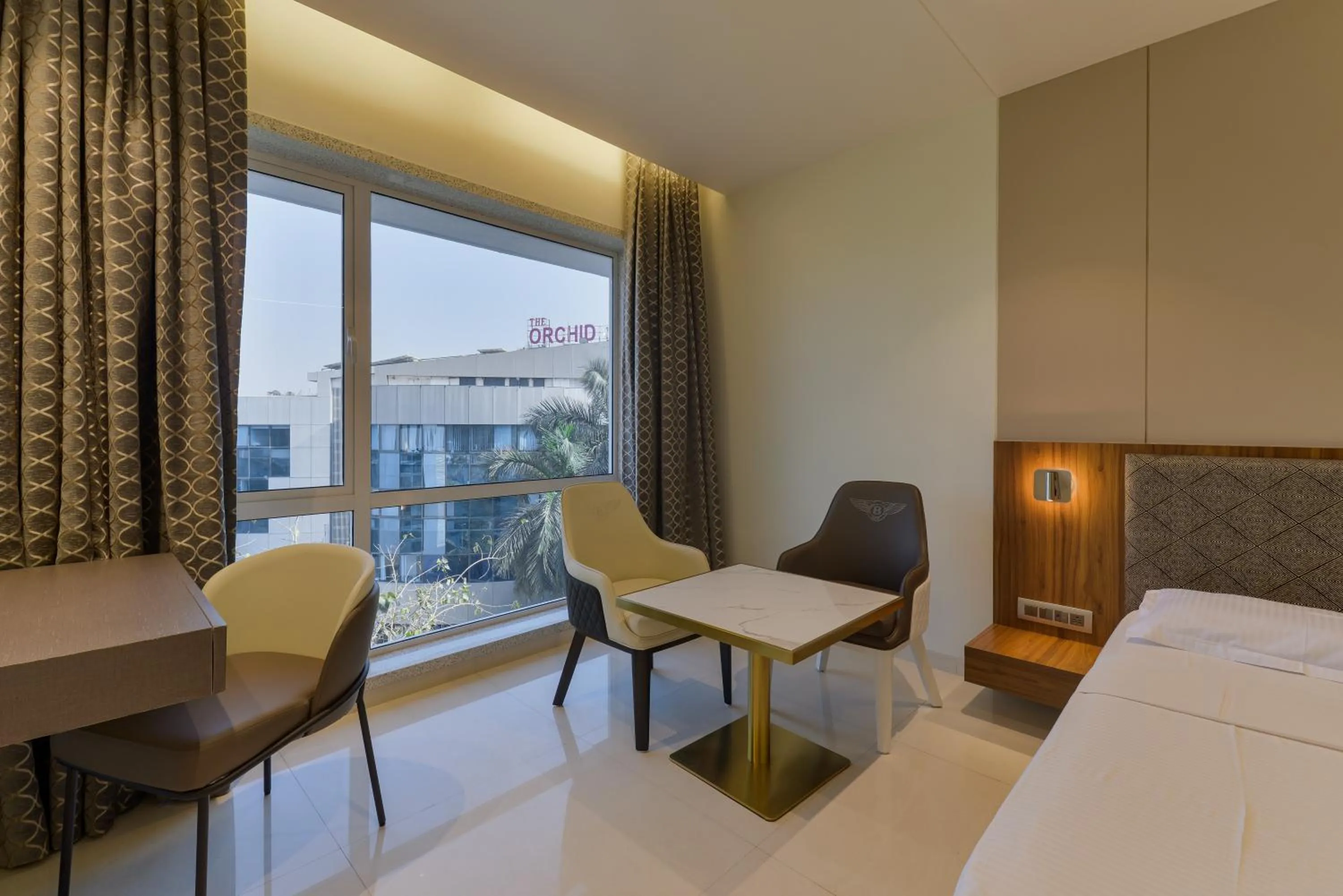 Bed in Hotel Airlink