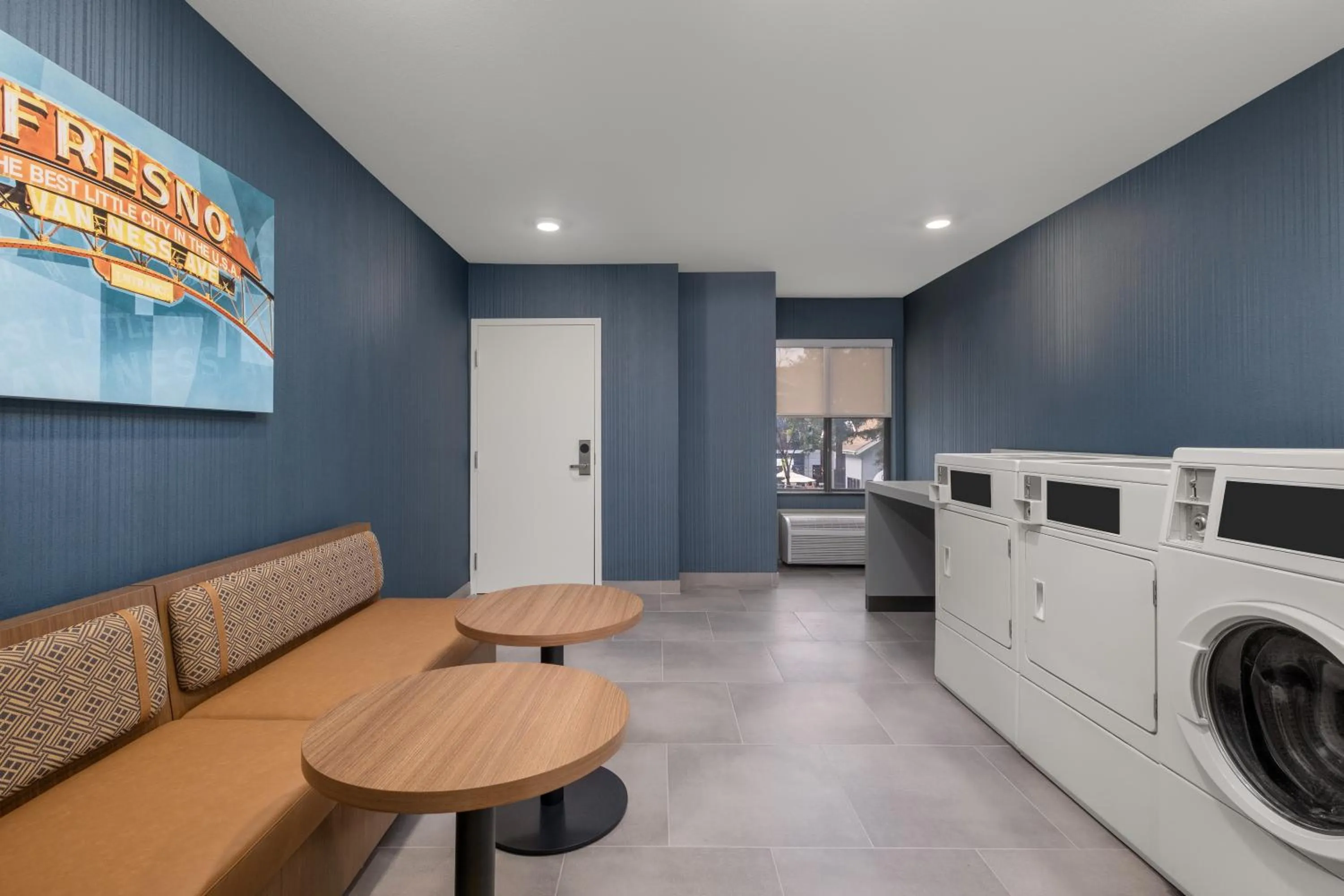 laundry in Homewood Suites by Hilton Fresno