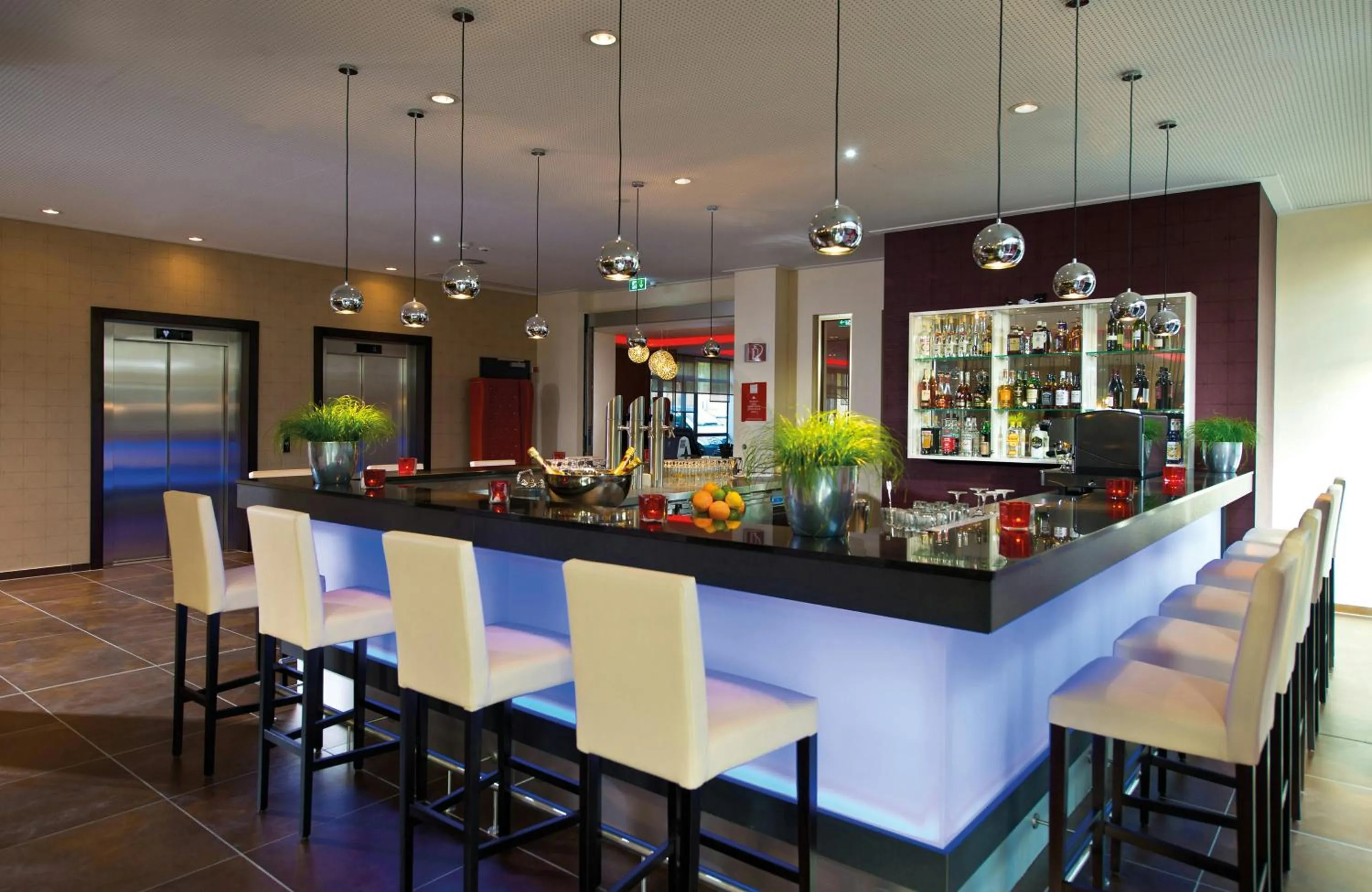 Lounge or bar in Leonardo Hotel Völklingen-Saarbrücken