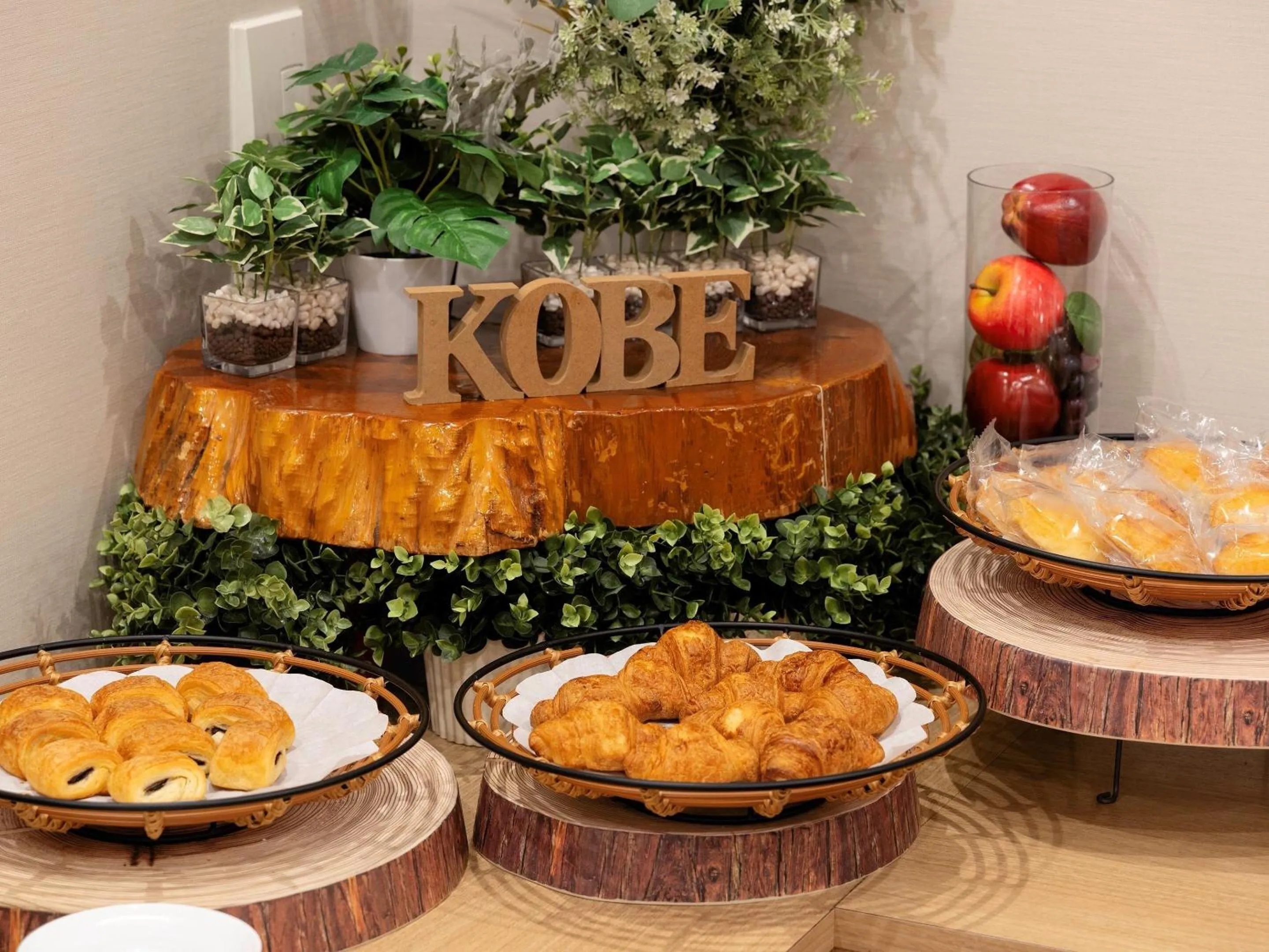 Breakfast in KOKO HOTEL Kobe Shinnagata - formerly Hotel Wing International Kobe - Shinnagata Ekimae