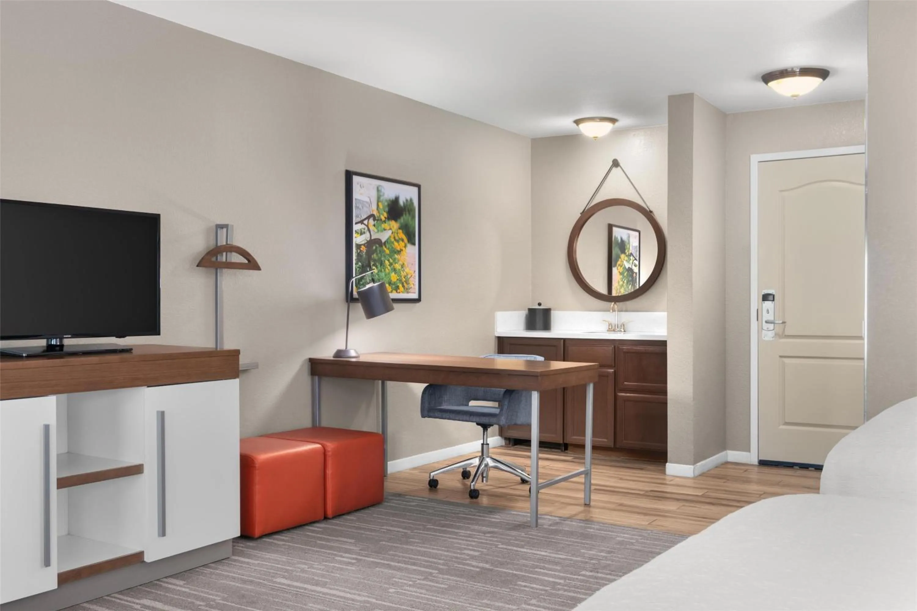 Bedroom in Hampton Inn & Suites Fresno