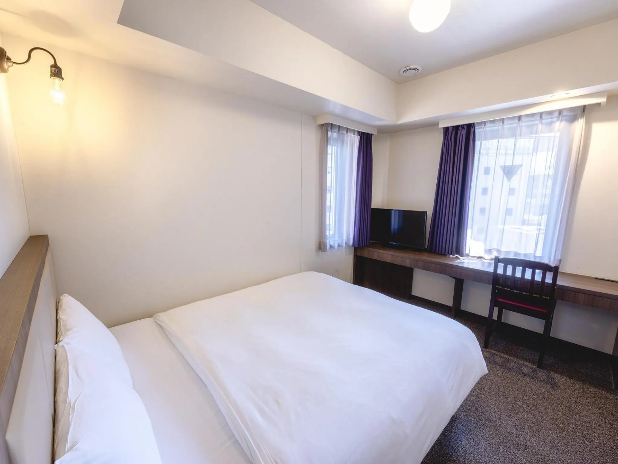 Photo of the whole room, Bed in Hotel Wing International Select Ikebukuro