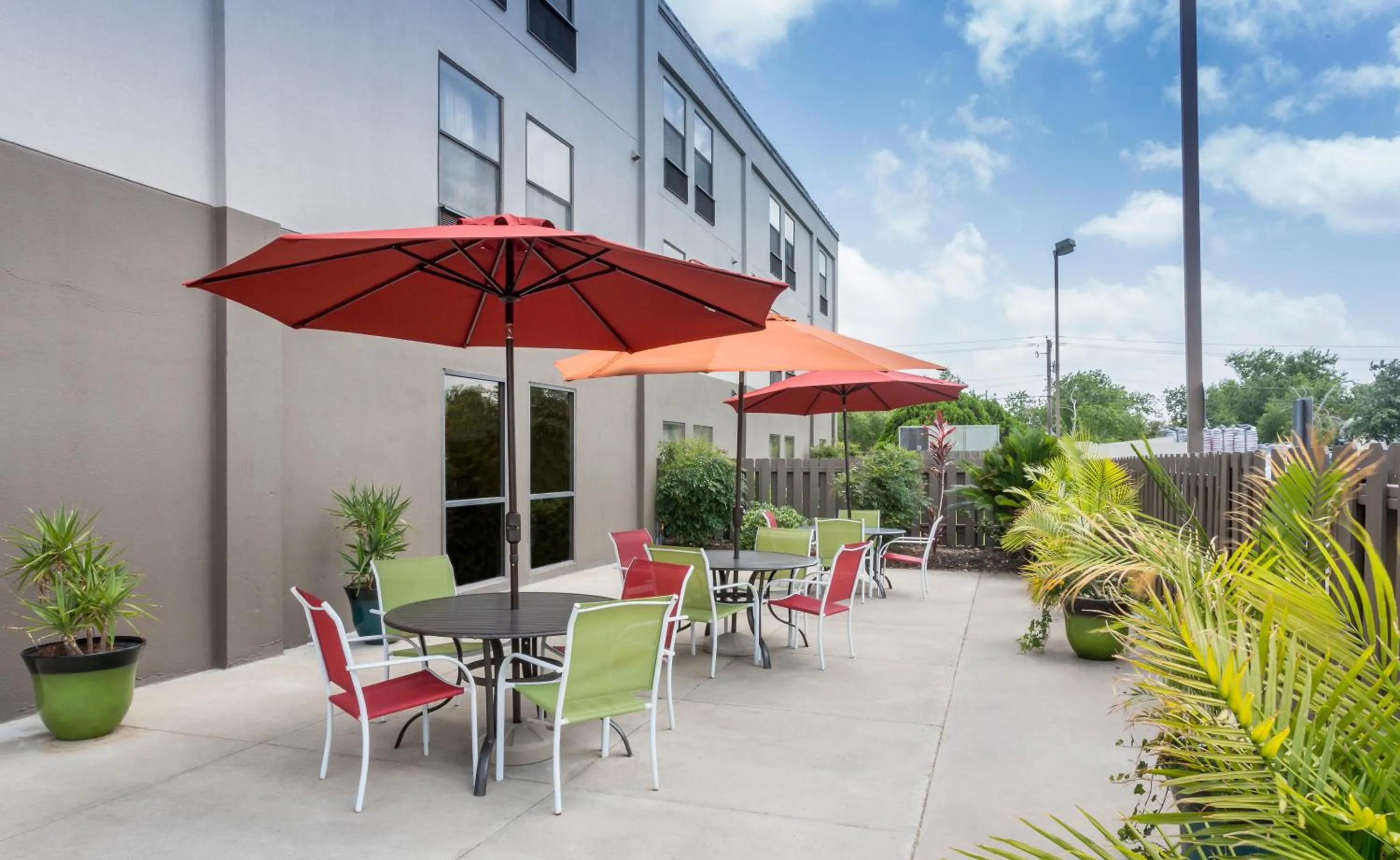 Patio, Patio/Outdoor Area in Country Inn & Suites by Radisson, Corpus Christi, TX