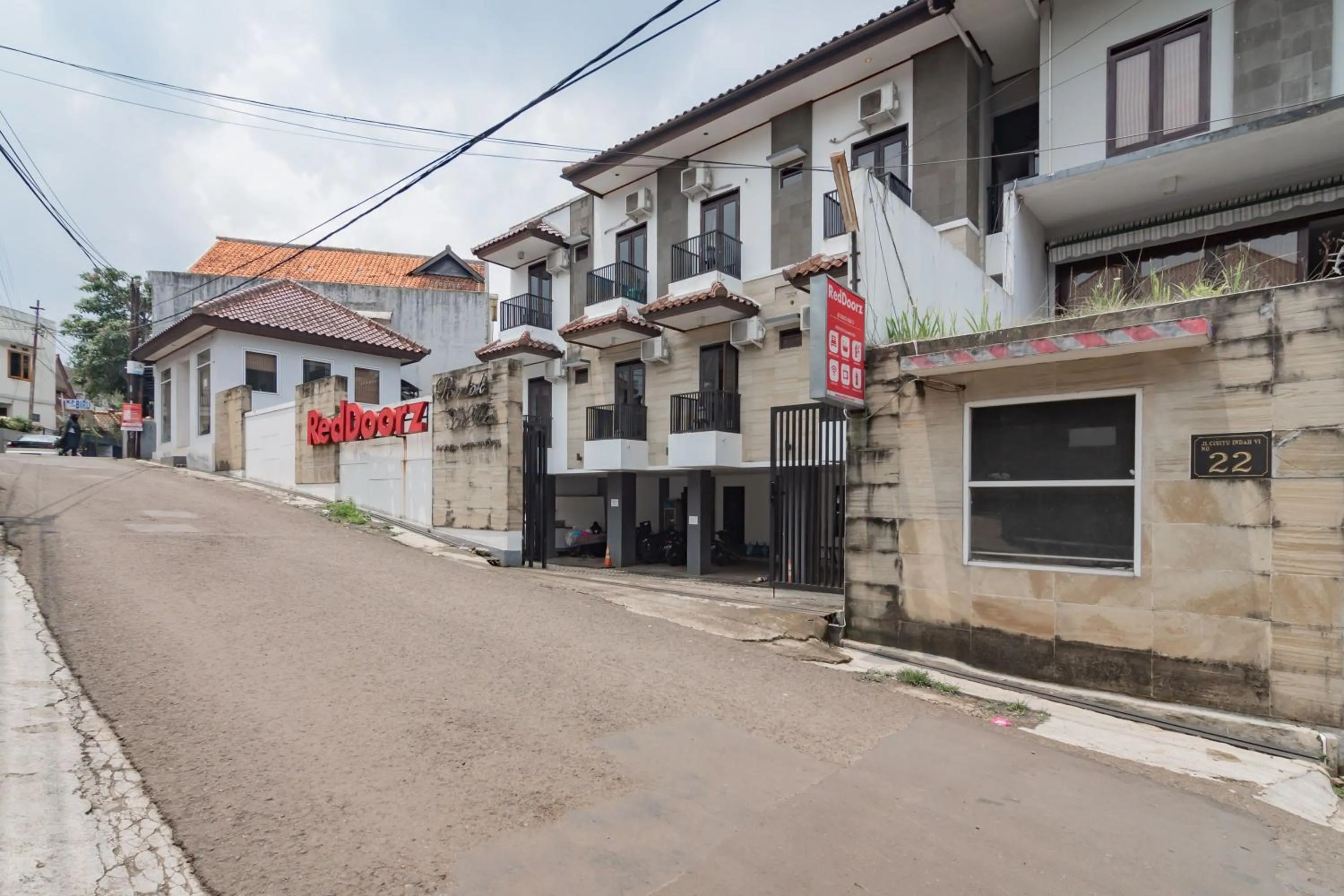 Property building in RedDoorz at Dago Asri 3