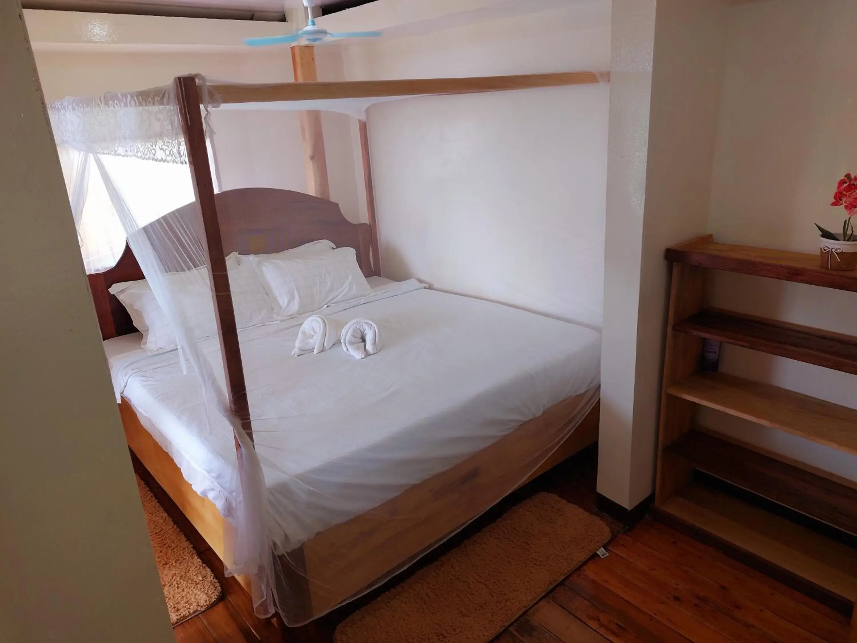 Deluxe Bungalow in Jungle bar Resto & Cottages Deluxe Bungalow in Jungle bar Resto & Cottages