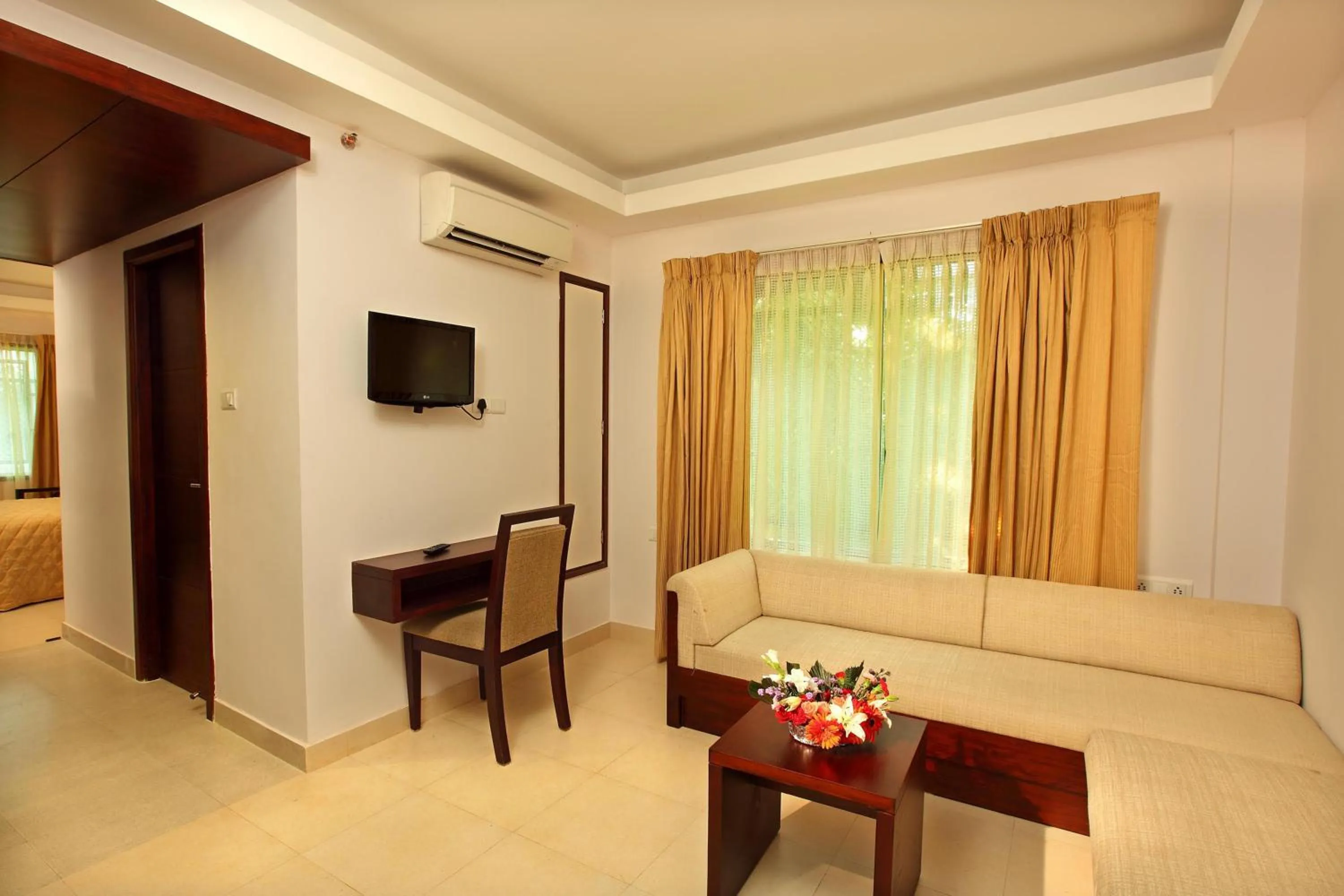 Bedroom in Hotel White Gate Residency -near to Vaikom Sri Mahadeva Temple