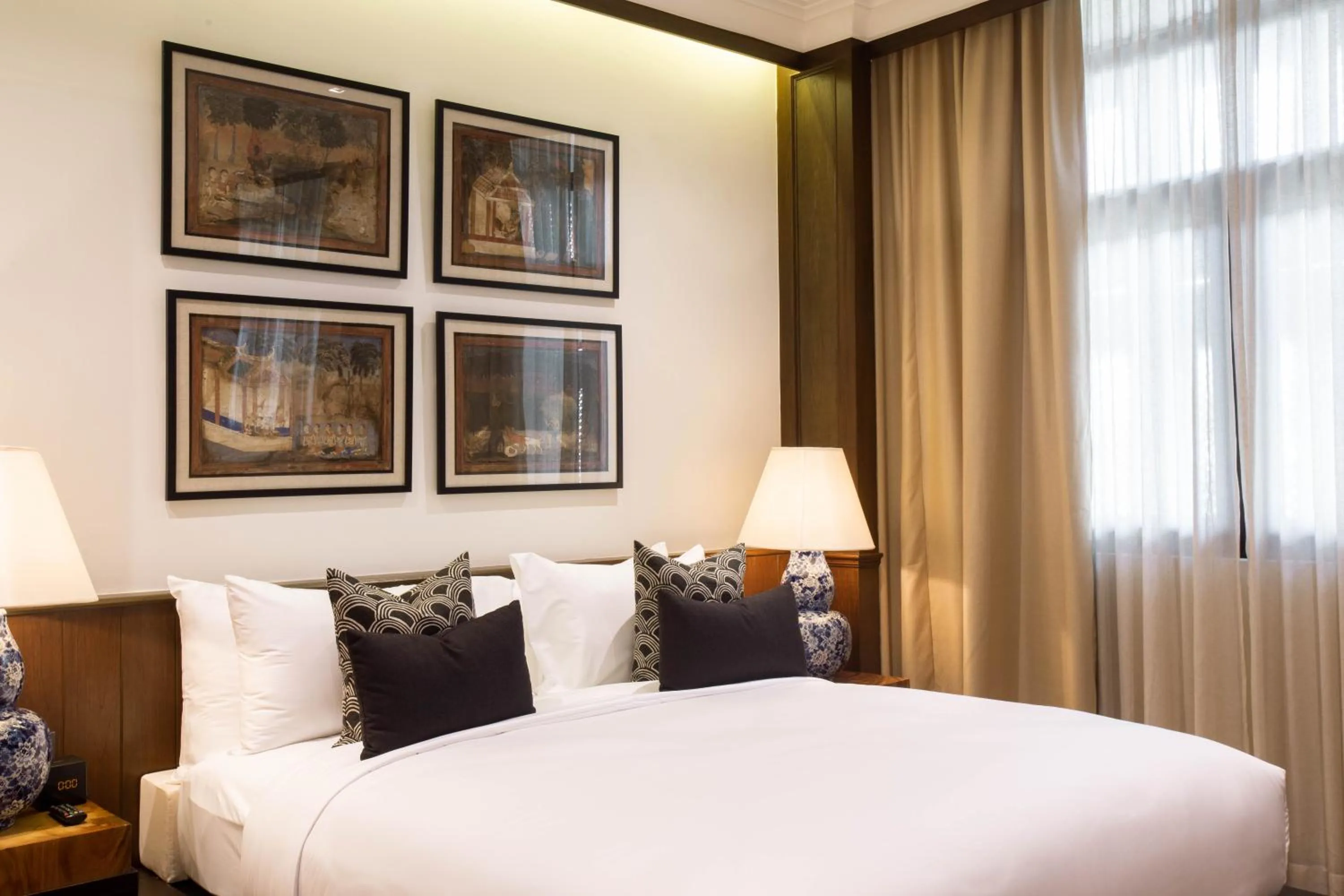 Bed in The Bridge An Eclectic Luxotel