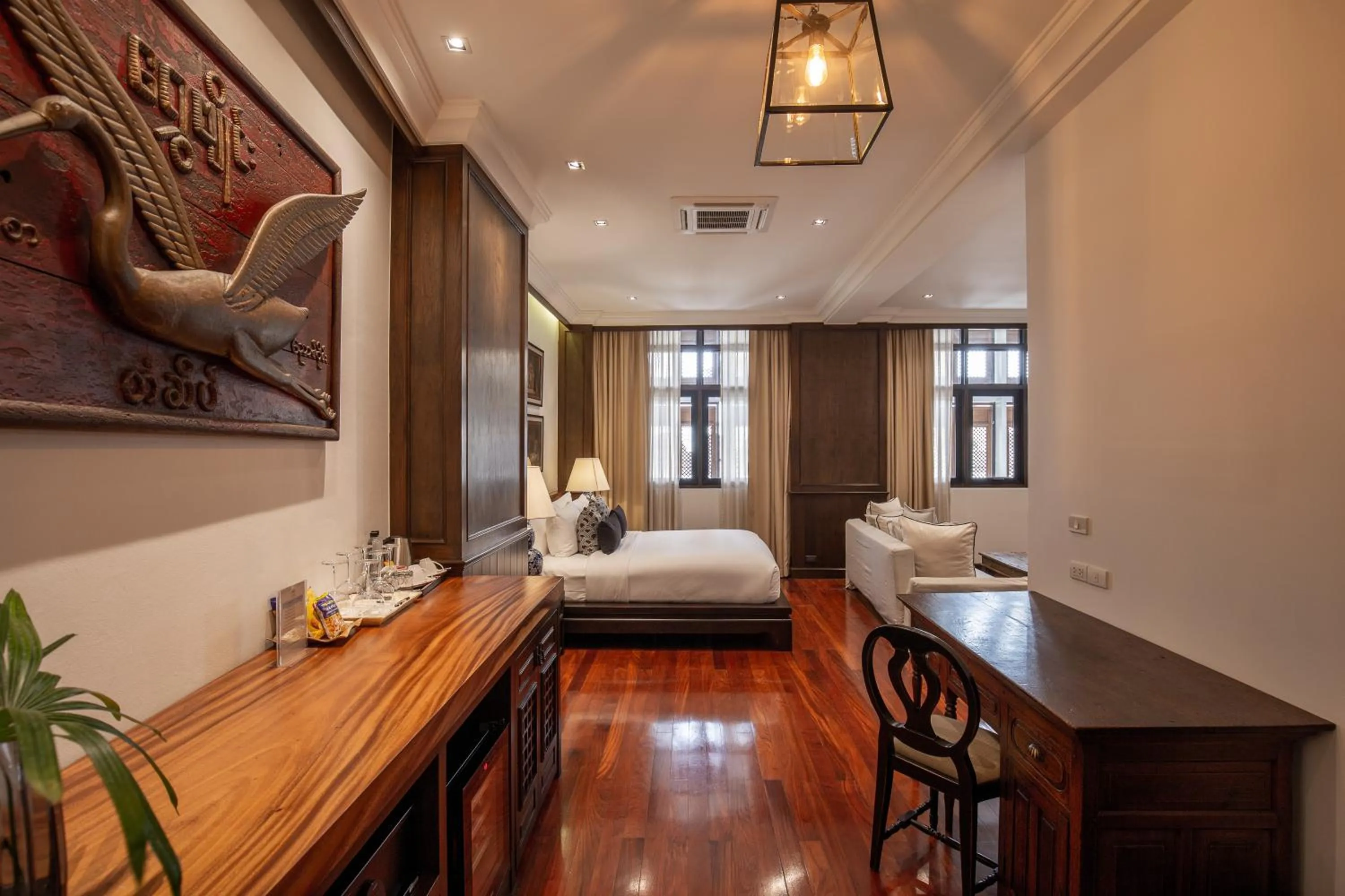 Coffee/tea facilities, Bed in The Bridge An Eclectic Luxotel