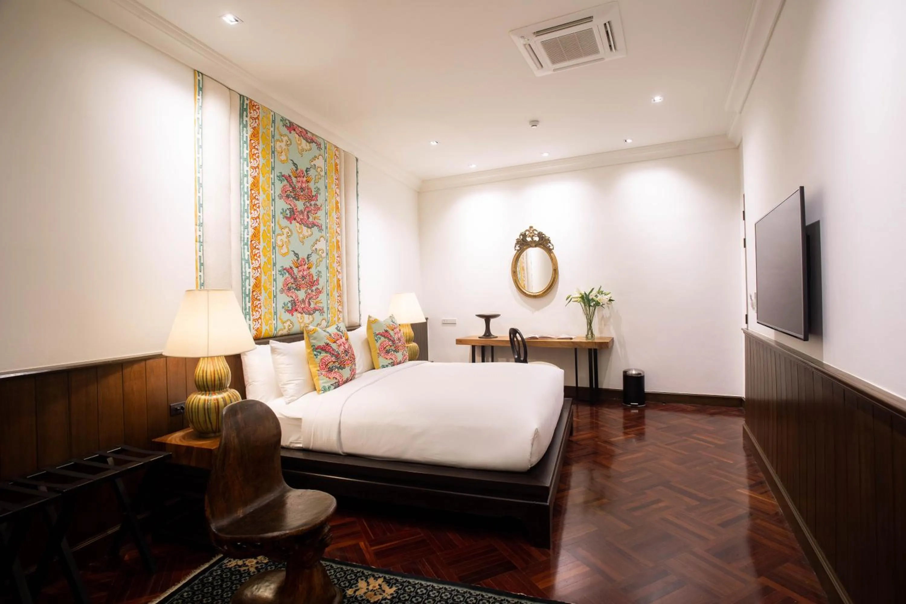 Bed in The Bridge An Eclectic Luxotel