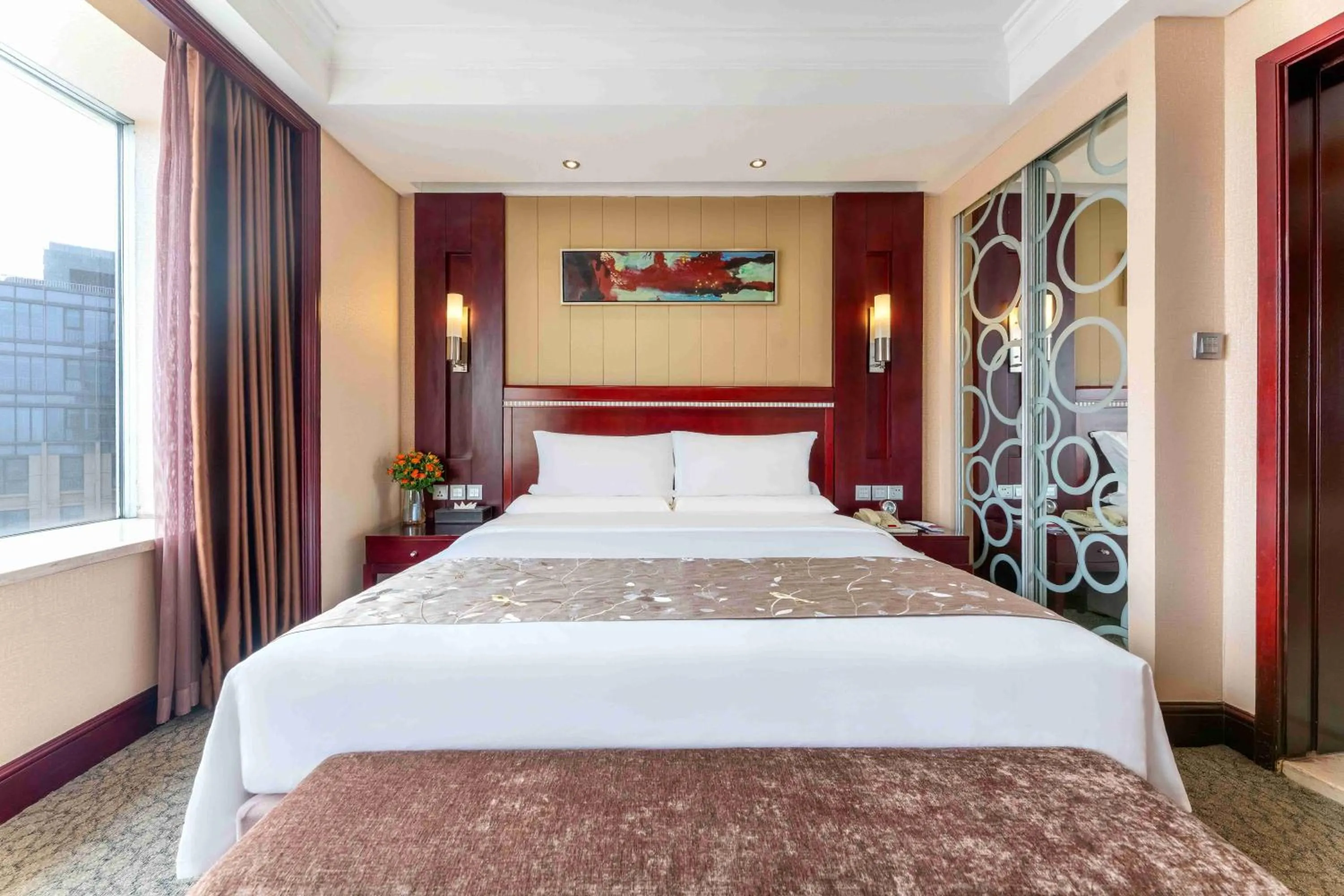 Bed in Yun-Zen Century Hotel