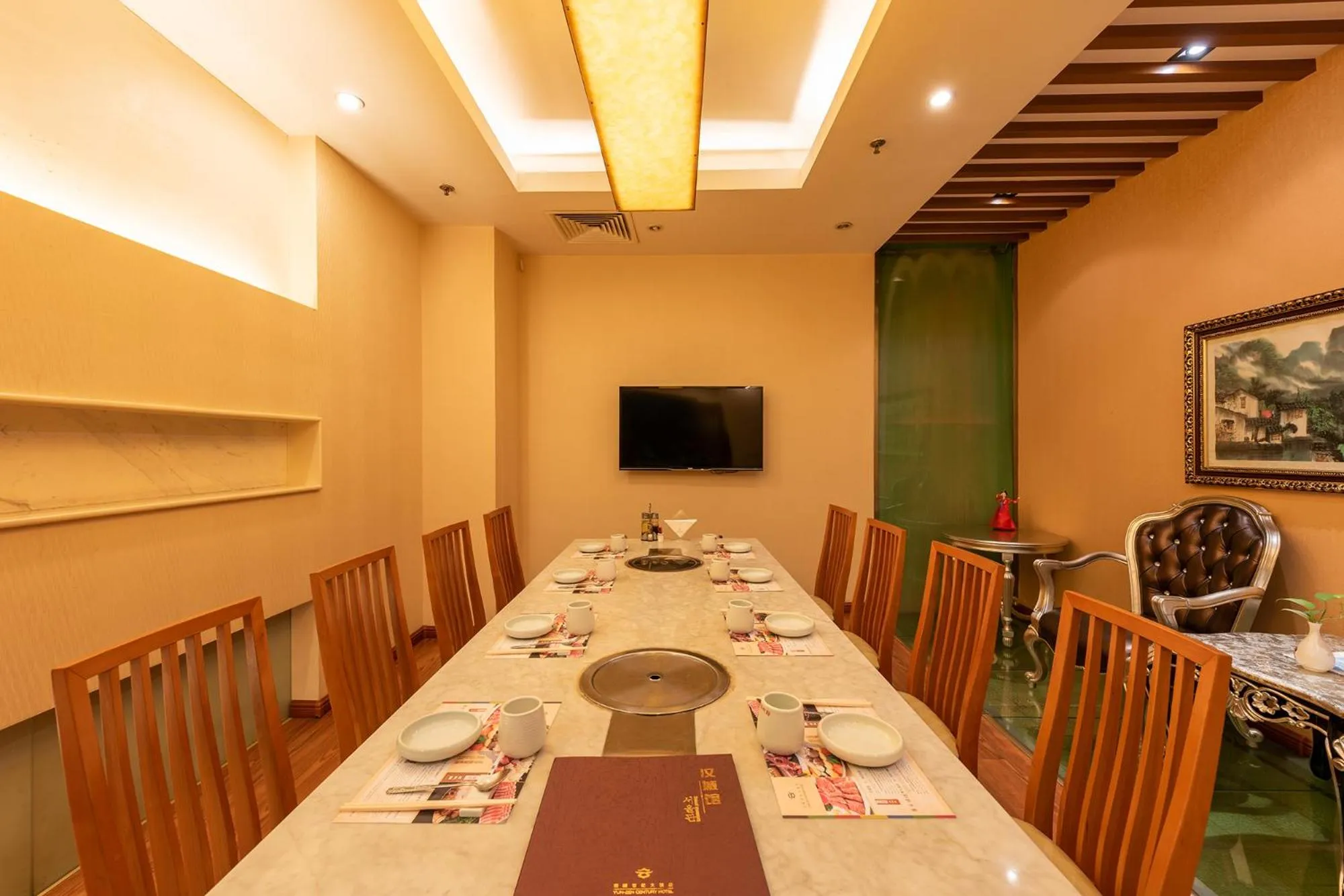 Restaurant/places to eat in Yun-Zen Century Hotel