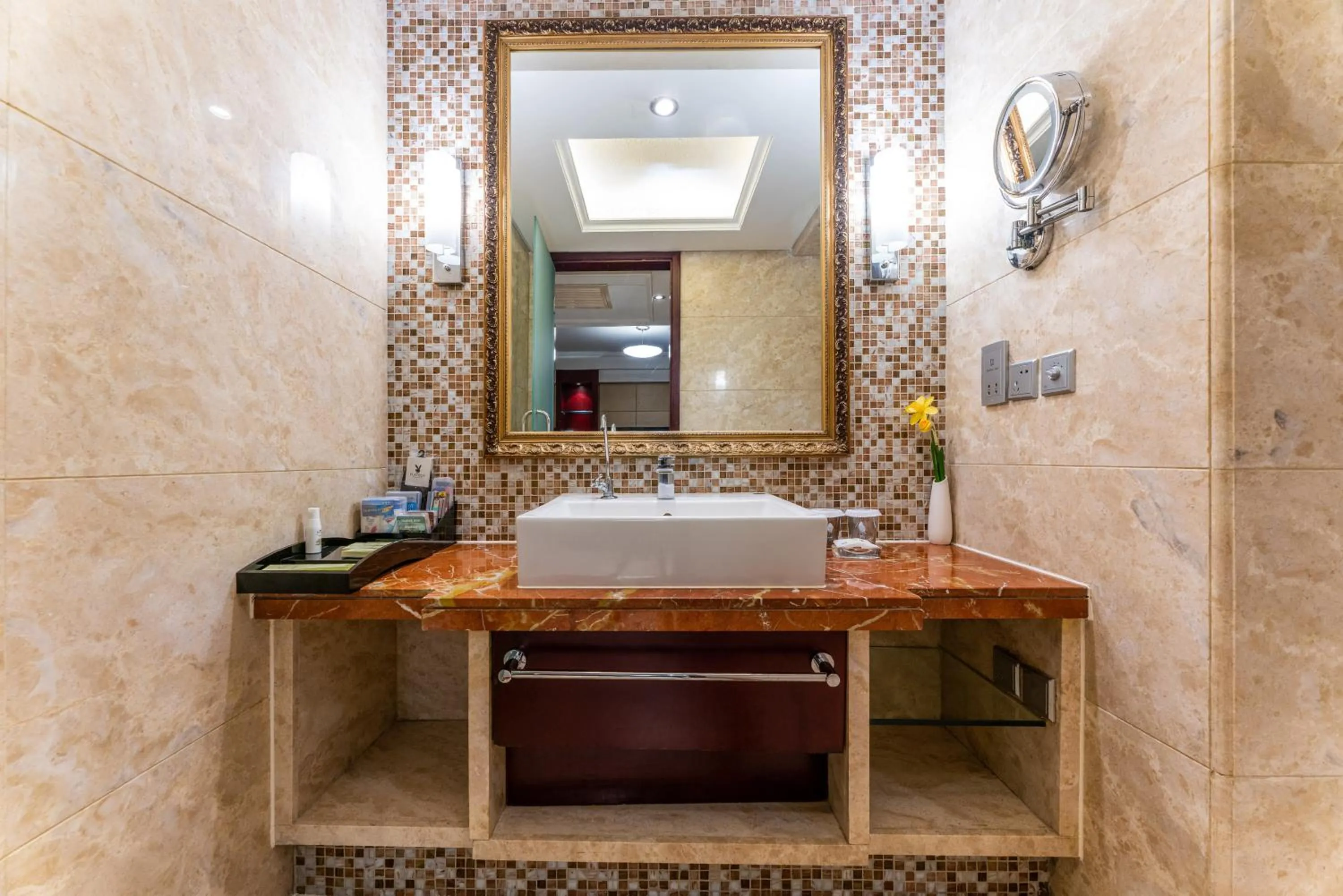 Bathroom in Yun-Zen Century Hotel