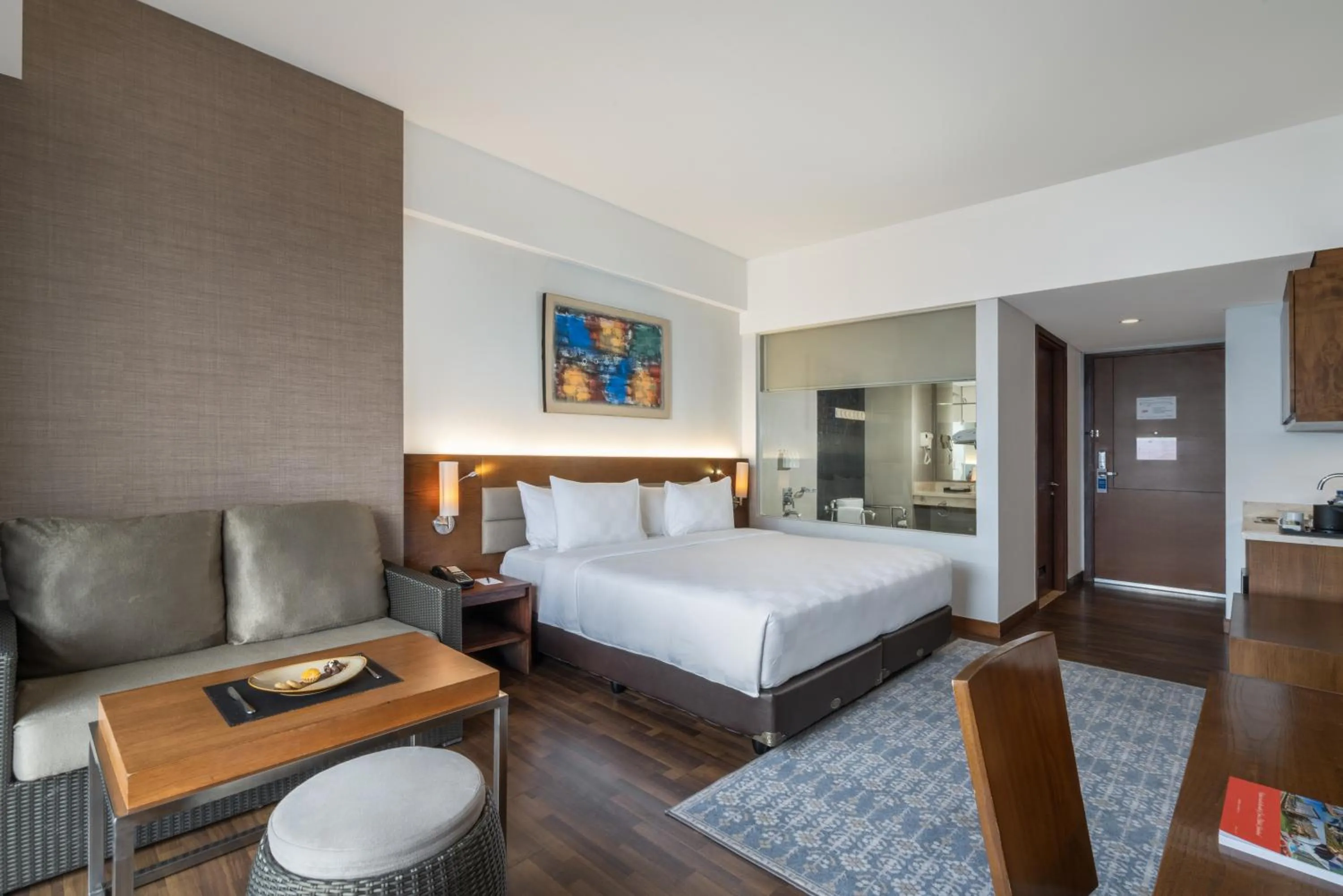 Bedroom, Bed in Swiss-Belresort Dago Heritage