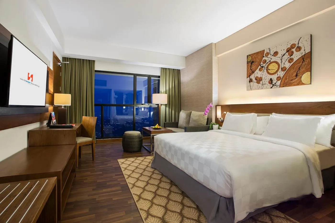 Bedroom, Bed in Swiss-Belresort Dago Heritage