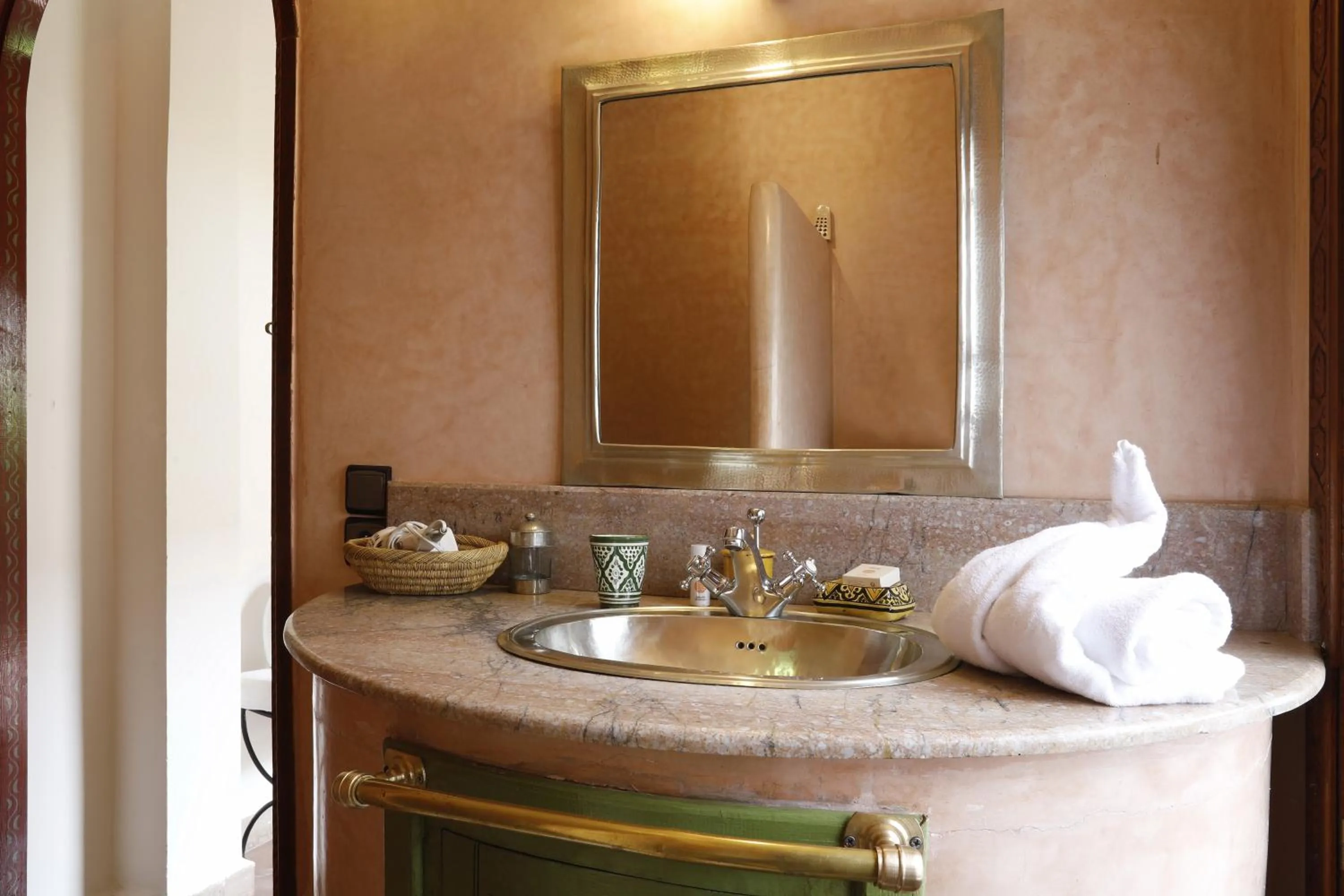 Bathroom in Riad Daria Suites & Spa