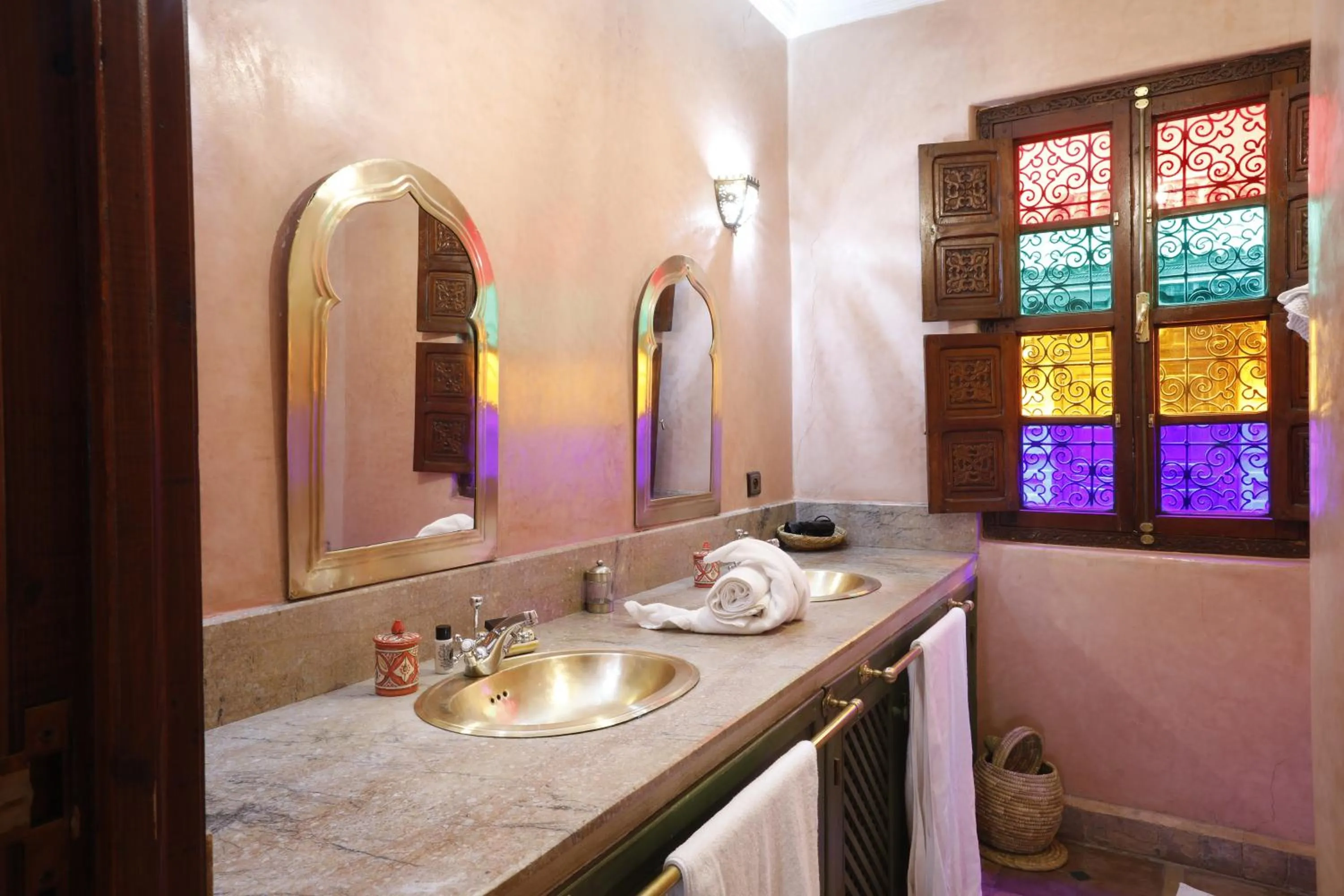 Bathroom in Riad Daria Suites & Spa