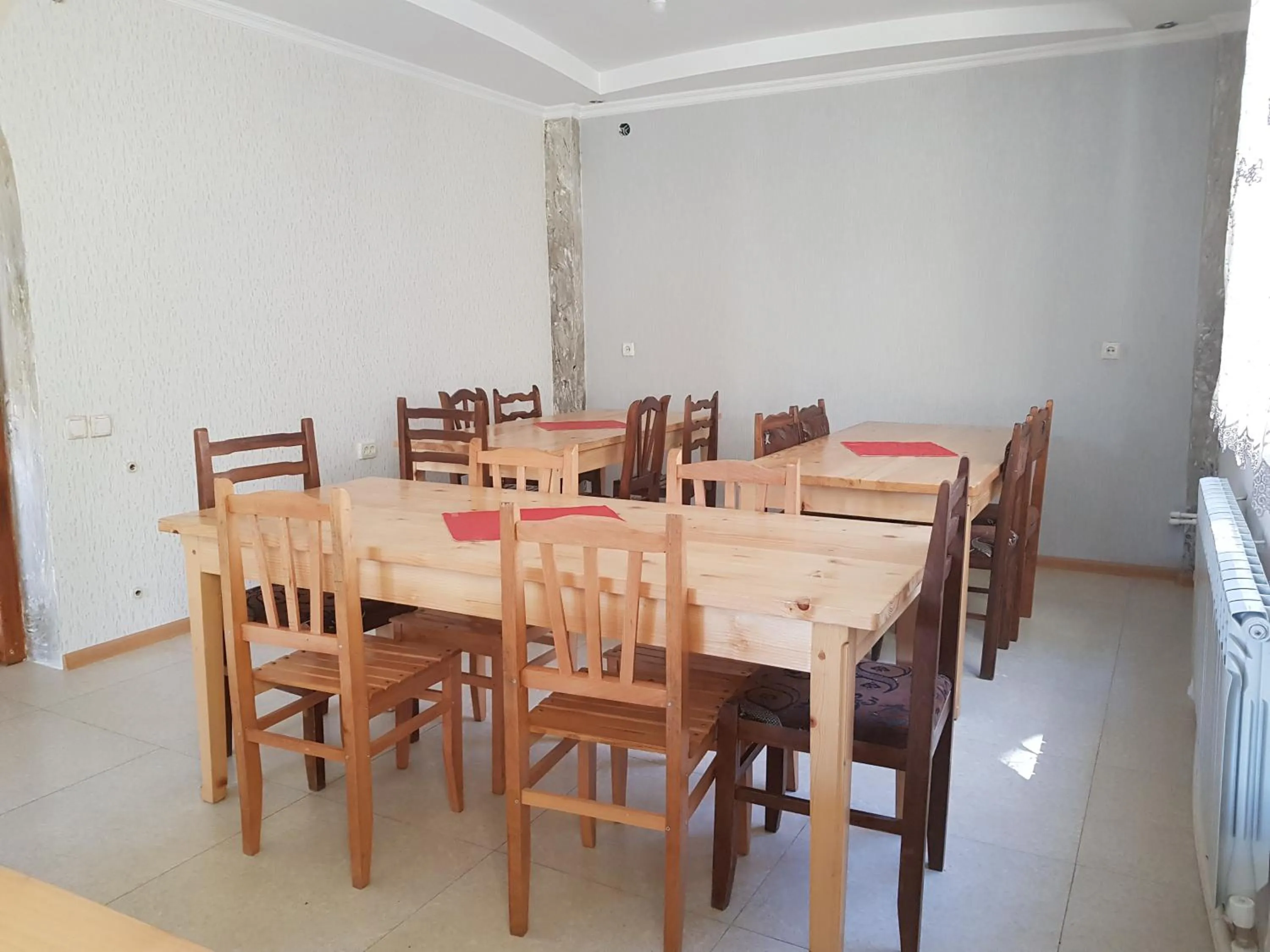 Restaurant/places to eat in Hilltop Mestia